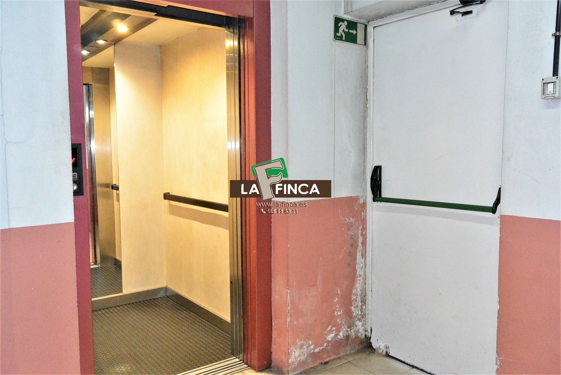 For sale of garage in Oviedo