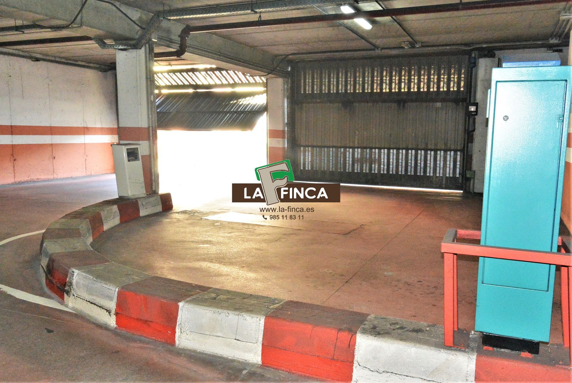 For sale of garage in Oviedo