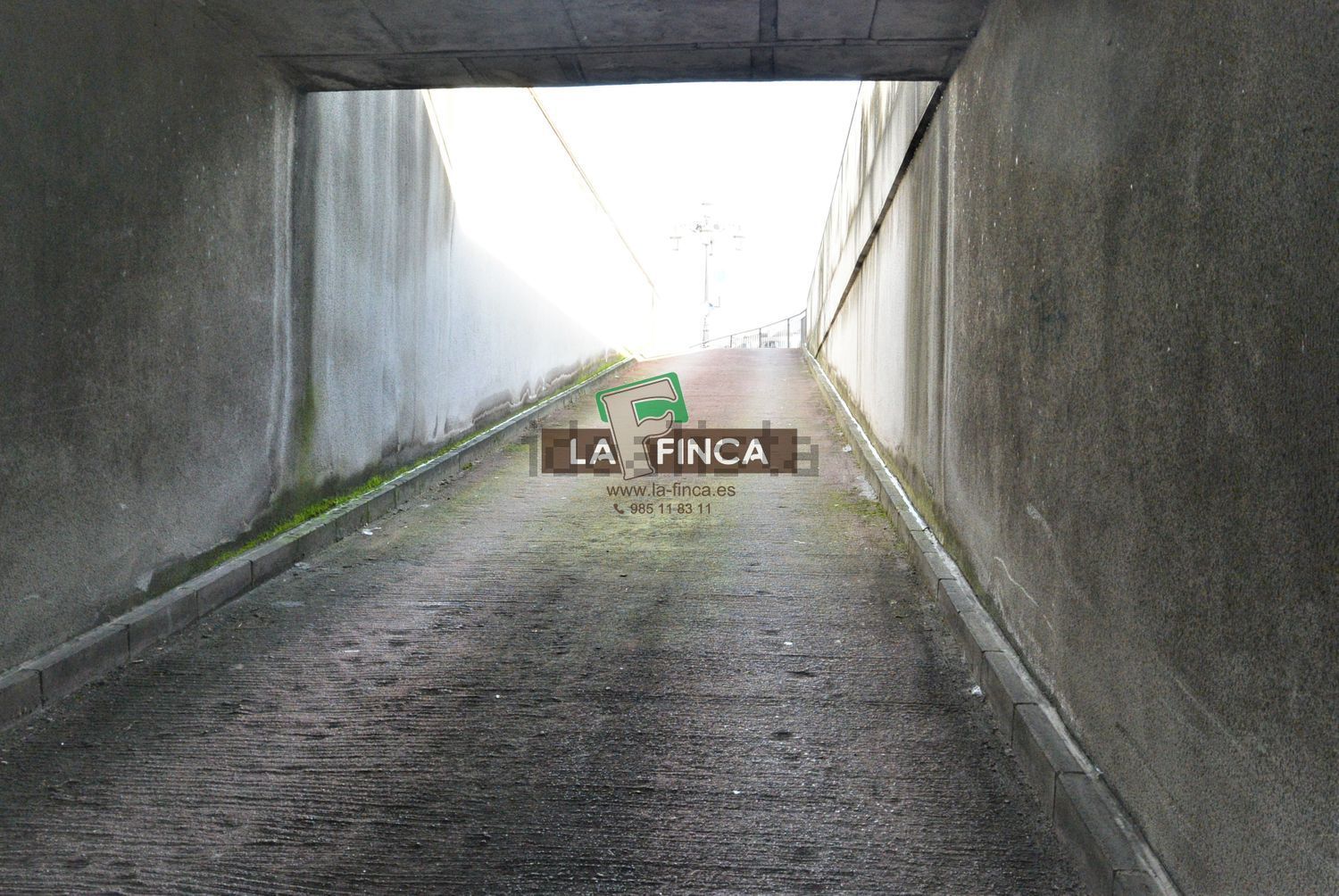 Venta de garaje en Oviedo