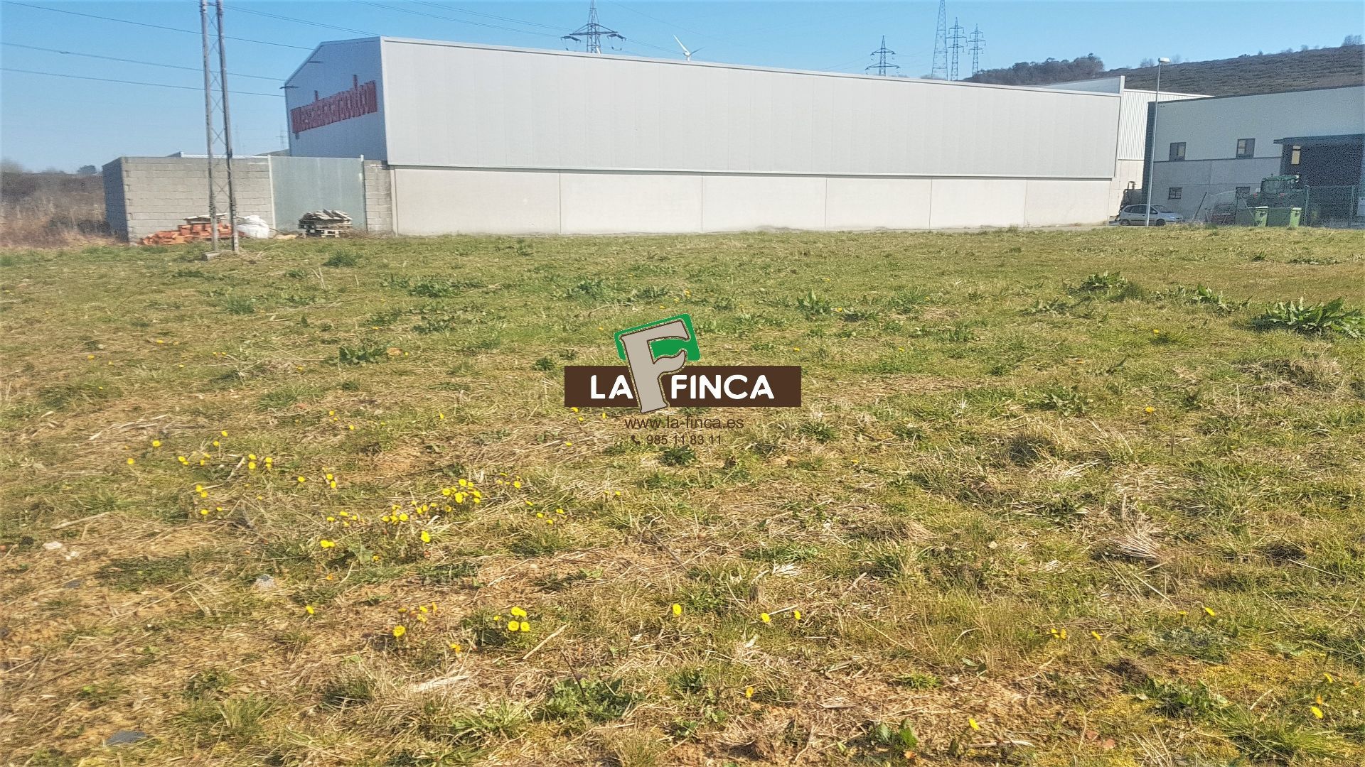 For sale of land in Salas