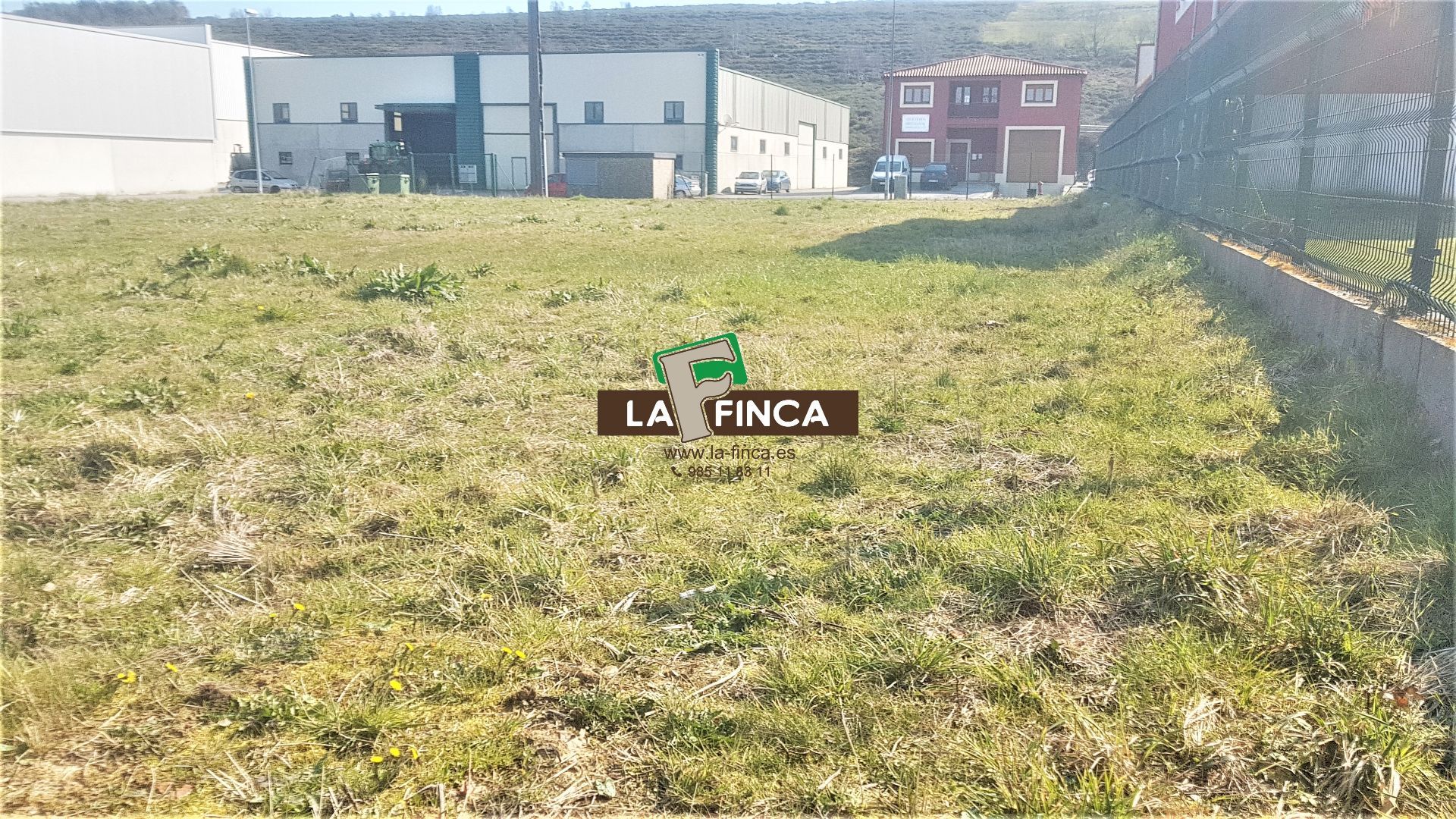 For sale of land in Salas