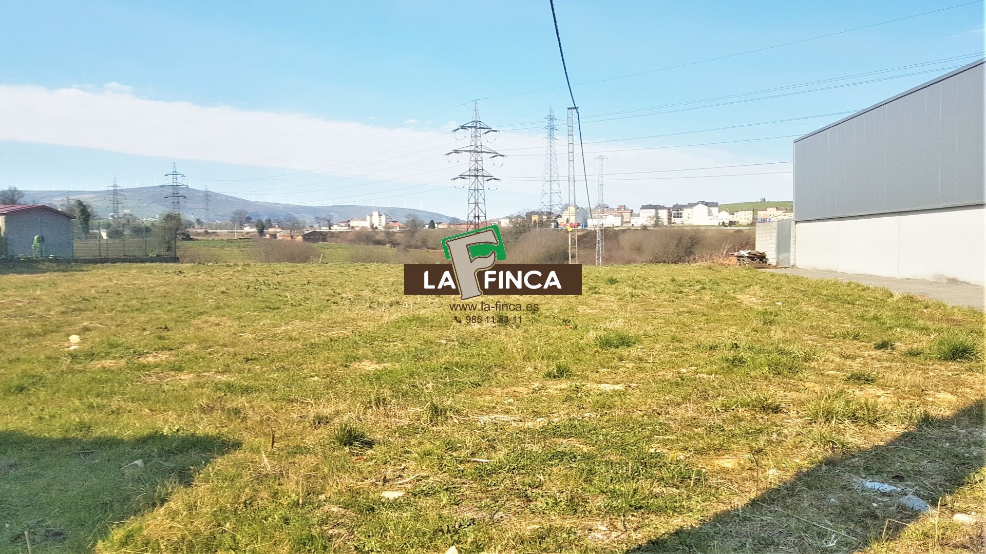 For sale of land in Salas