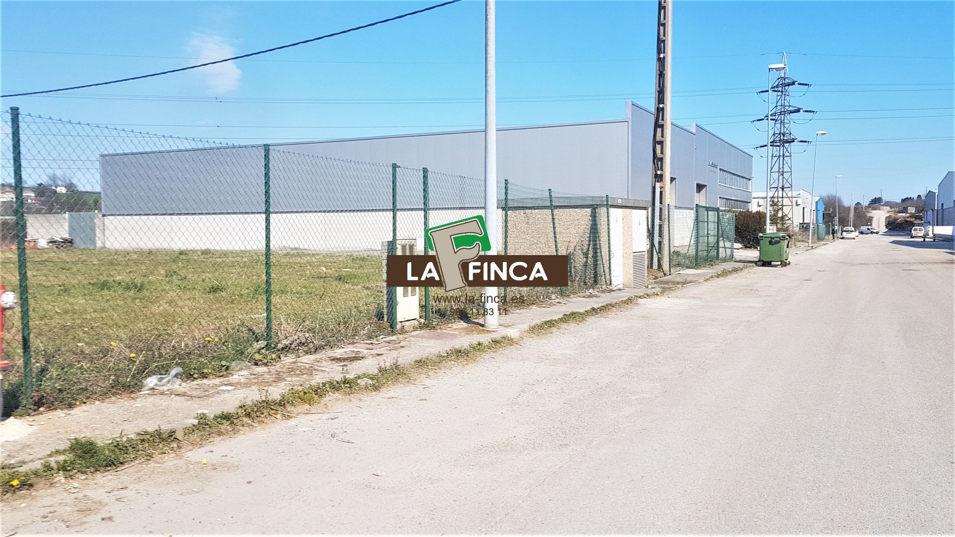 For sale of land in Salas