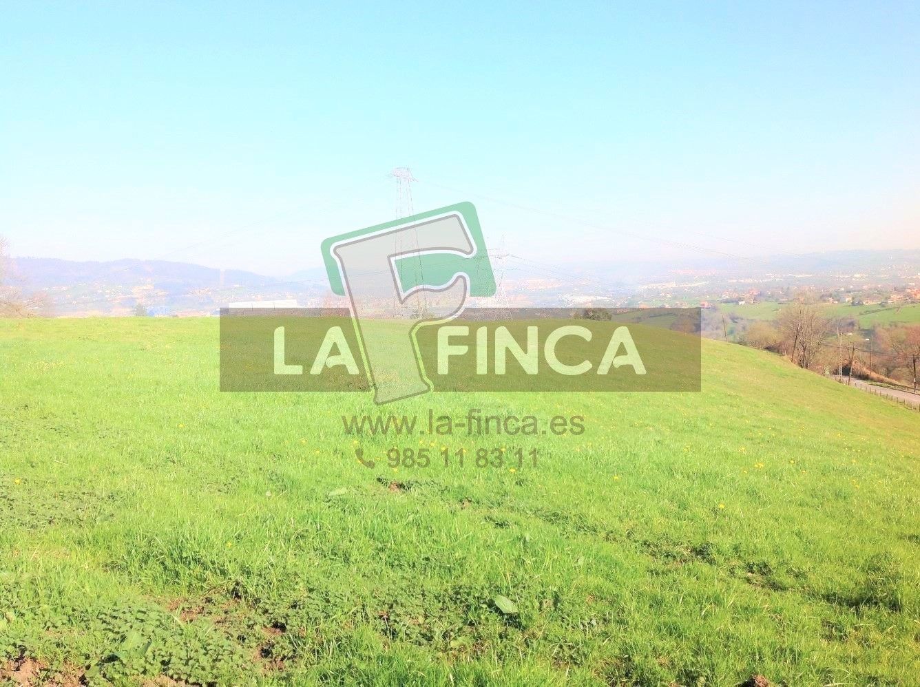 For sale of land in Oviedo