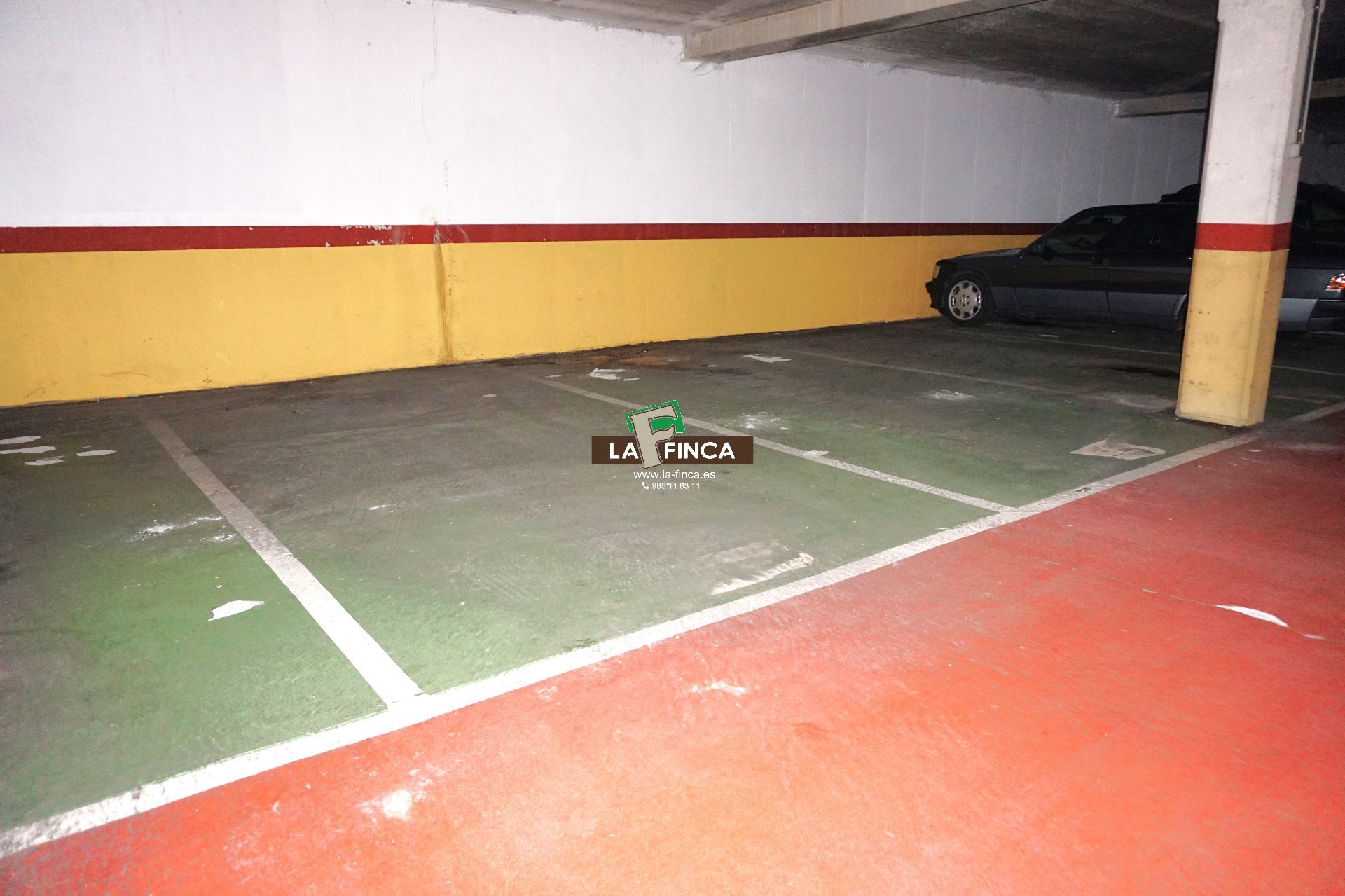 For sale of garage in Oviedo