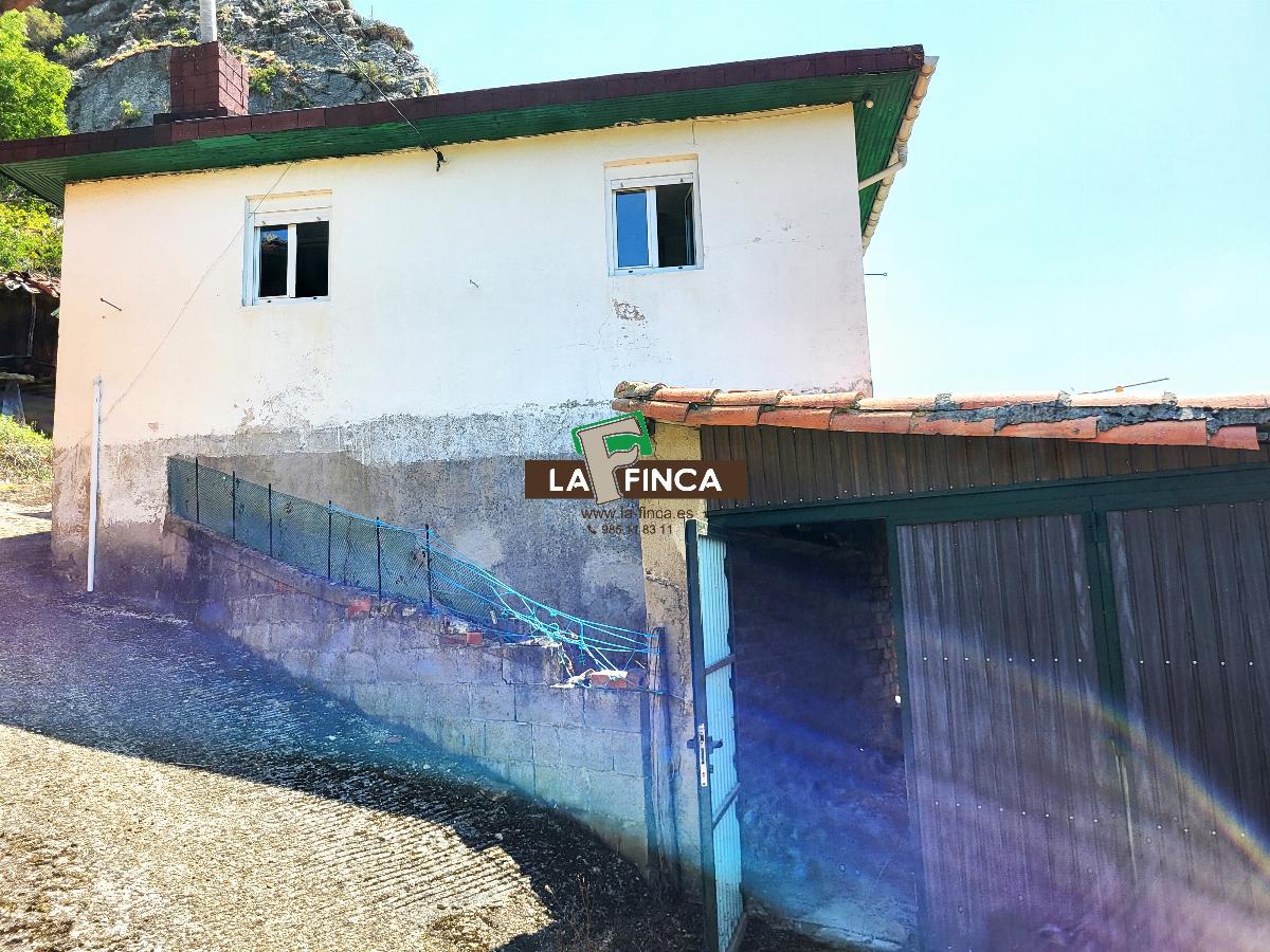Venta de casa en Teverga
