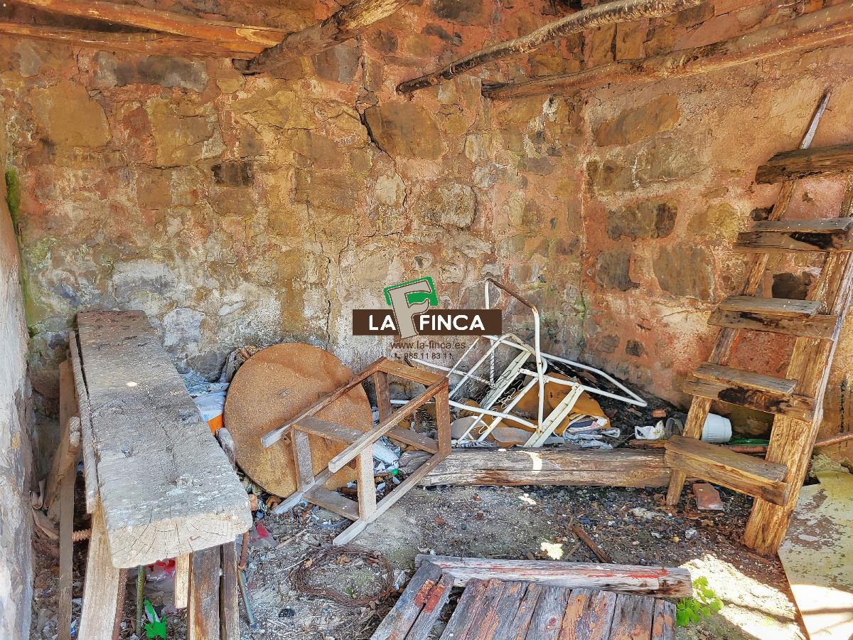 Venta de casa en Teverga