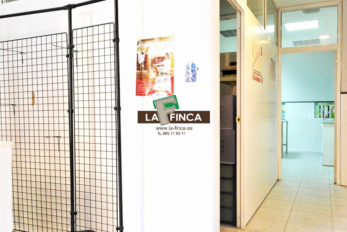 Venta de local en Oviedo