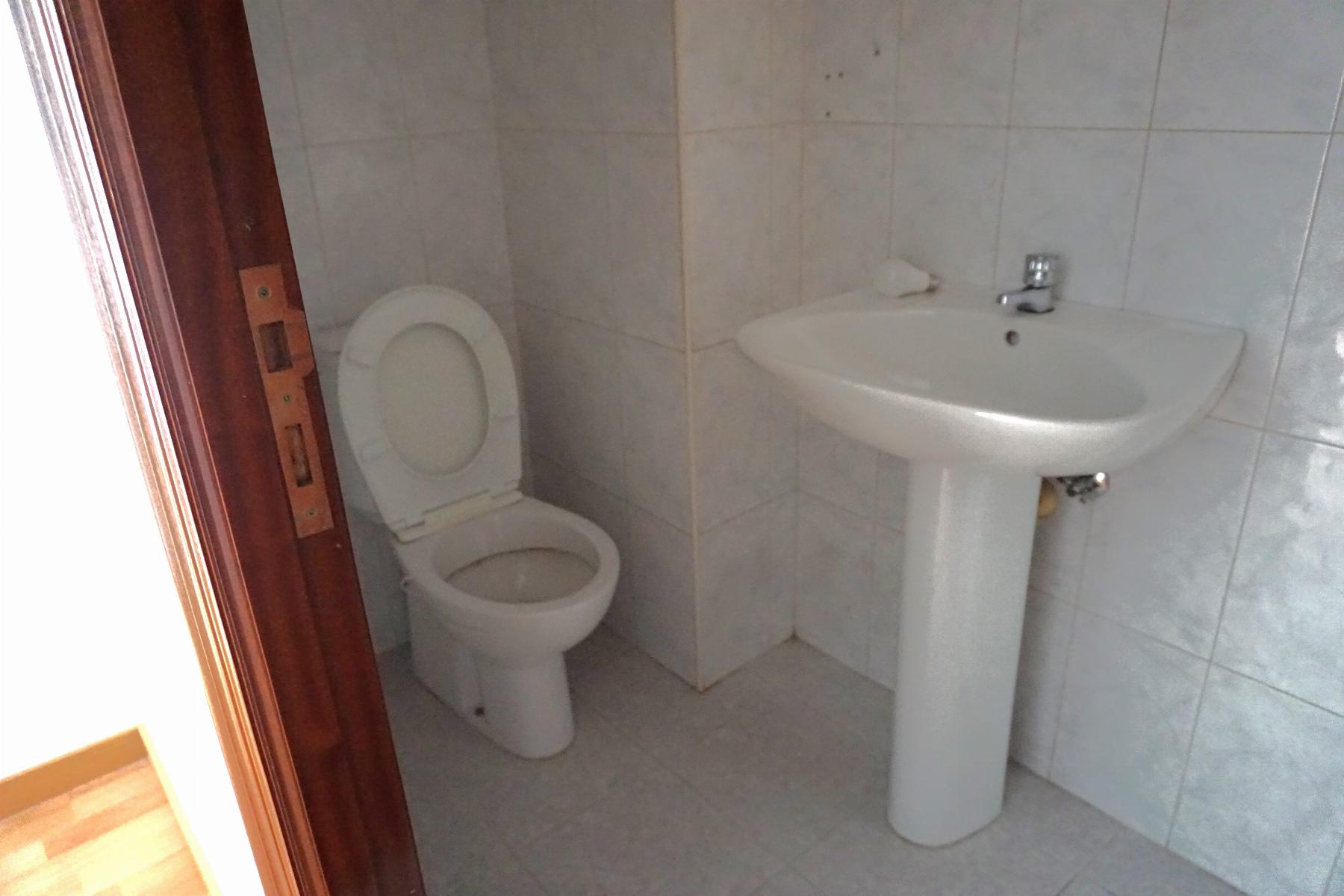 For sale of office in Oviedo