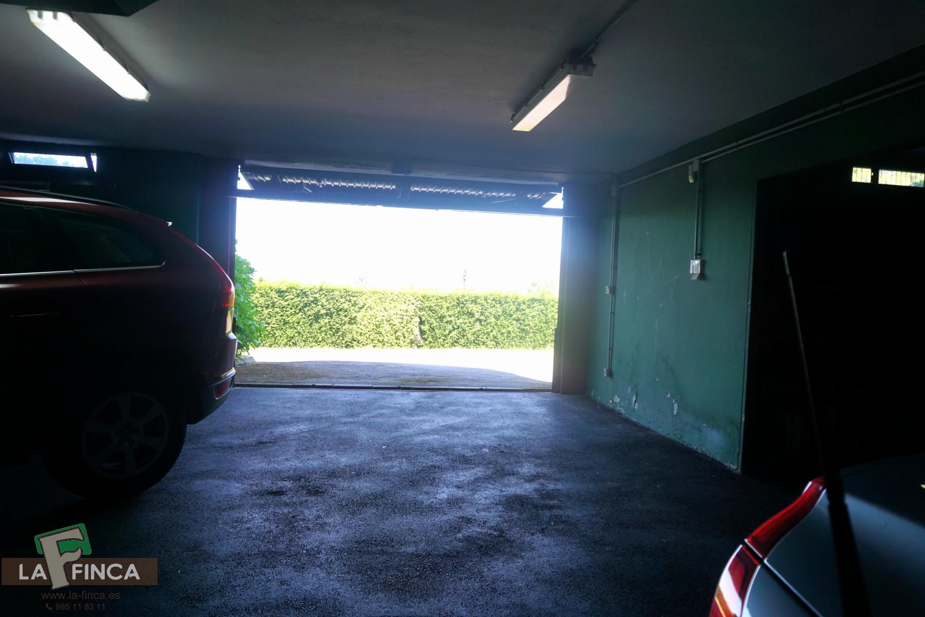 For sale of house in Oviedo