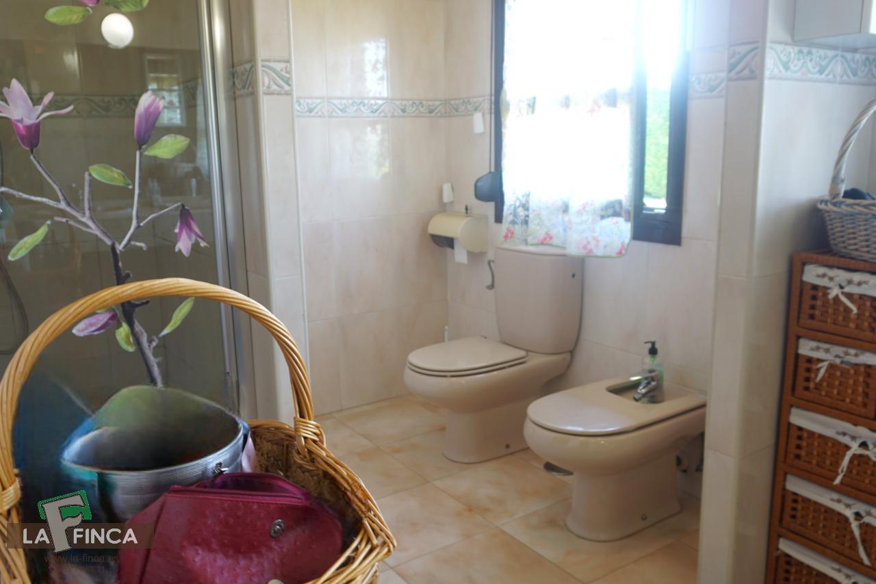 For sale of house in Oviedo