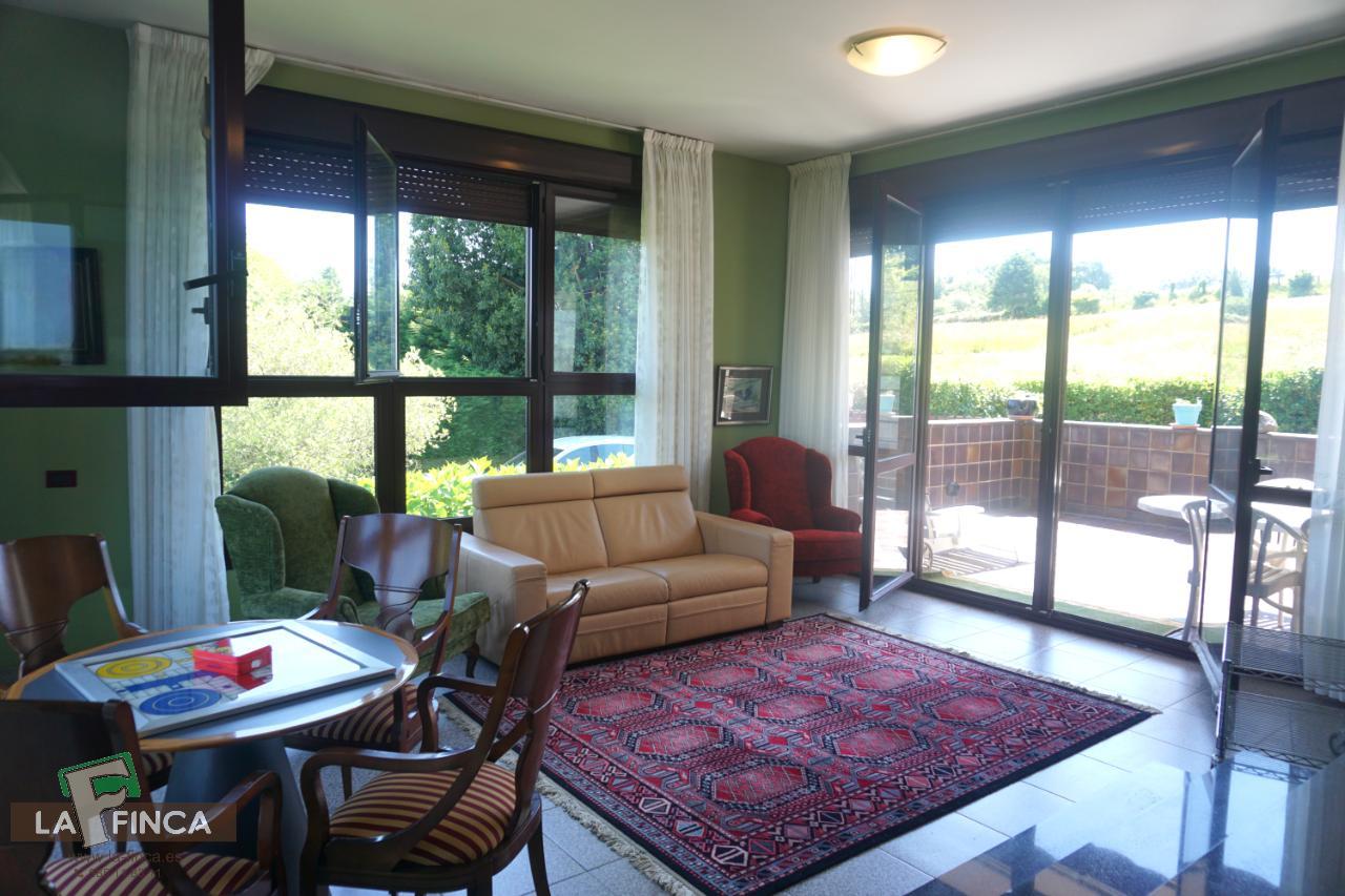 For sale of house in Oviedo