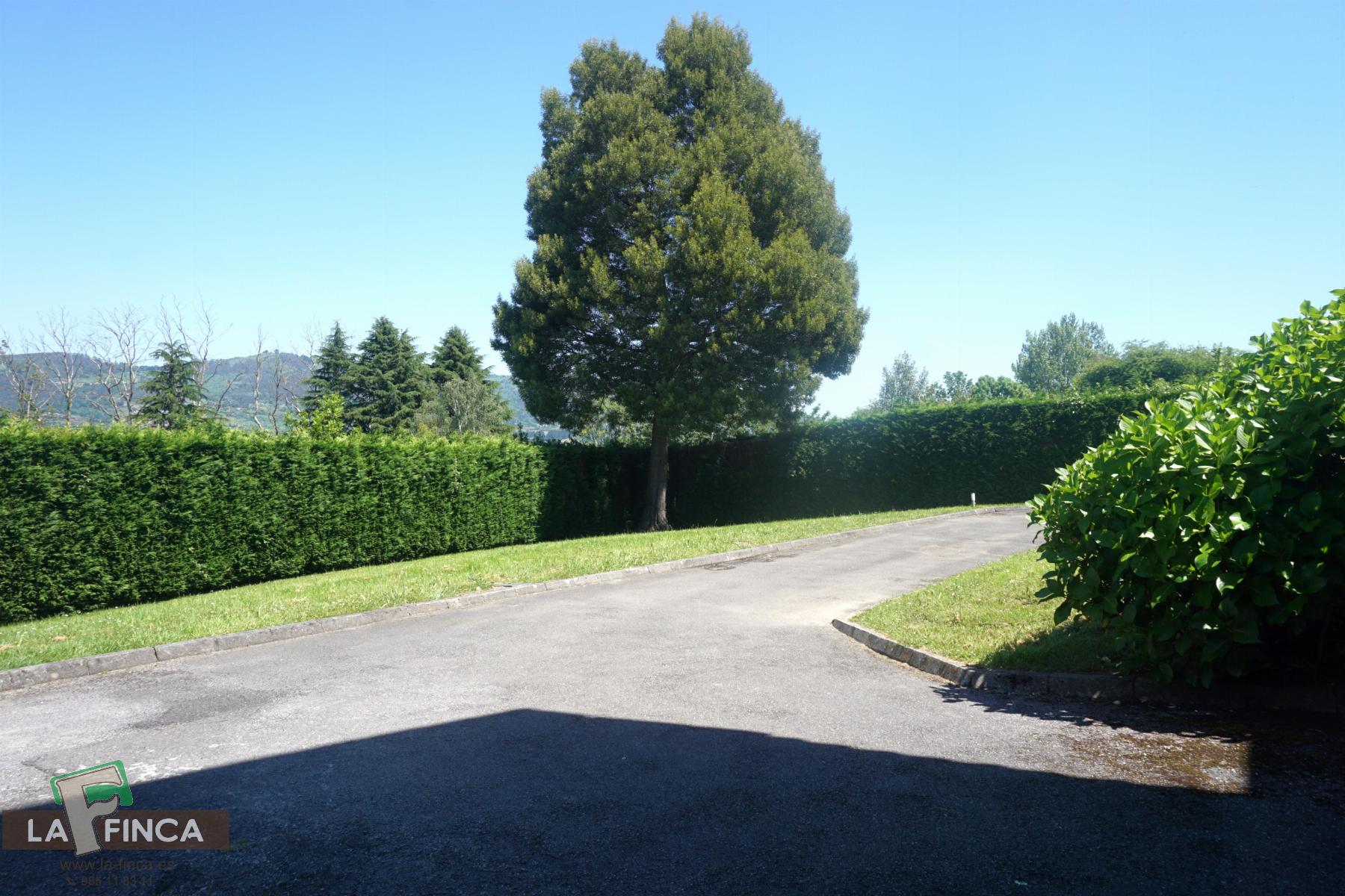 For sale of house in Oviedo