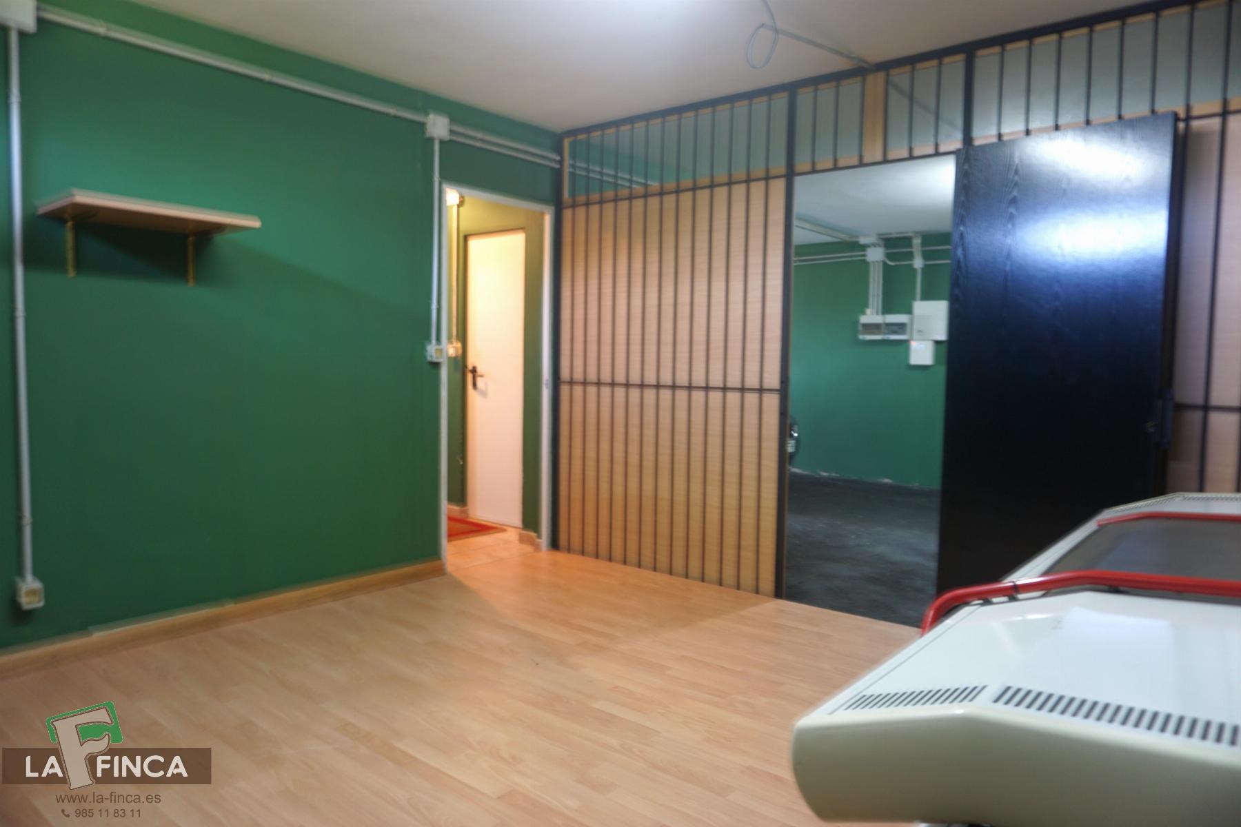 For sale of house in Oviedo