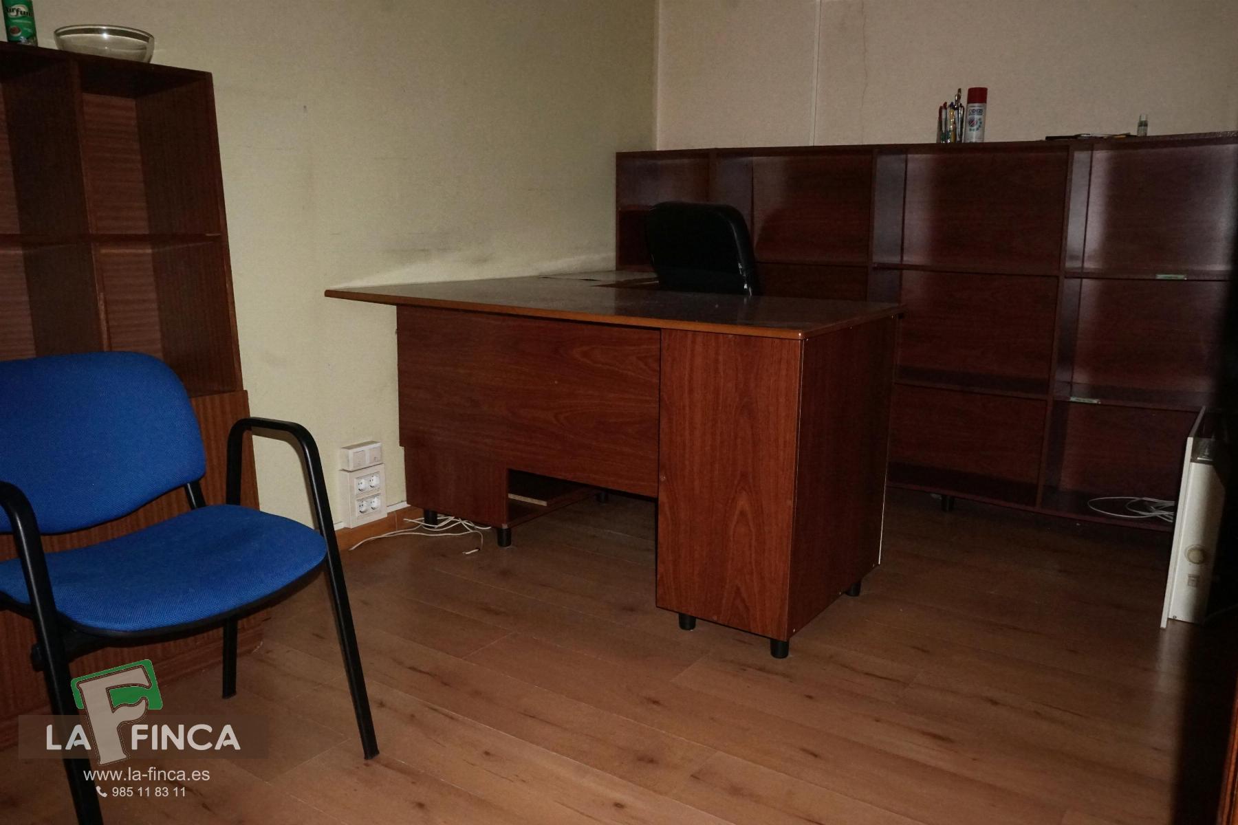 For sale of premises in Oviedo