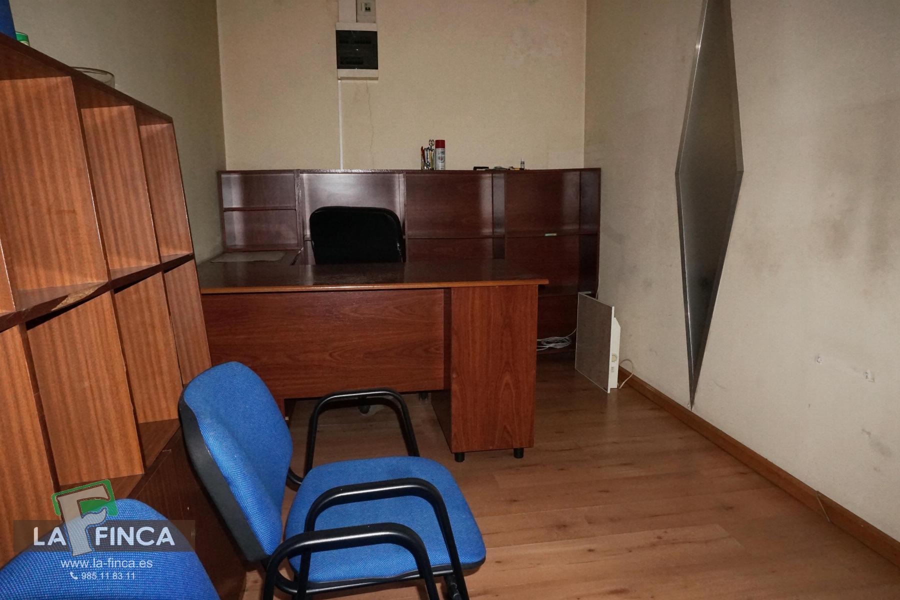 For sale of premises in Oviedo