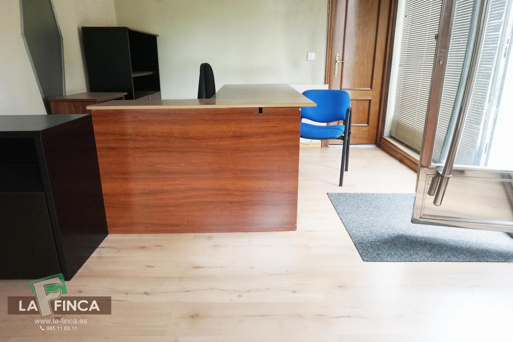 For sale of premises in Oviedo