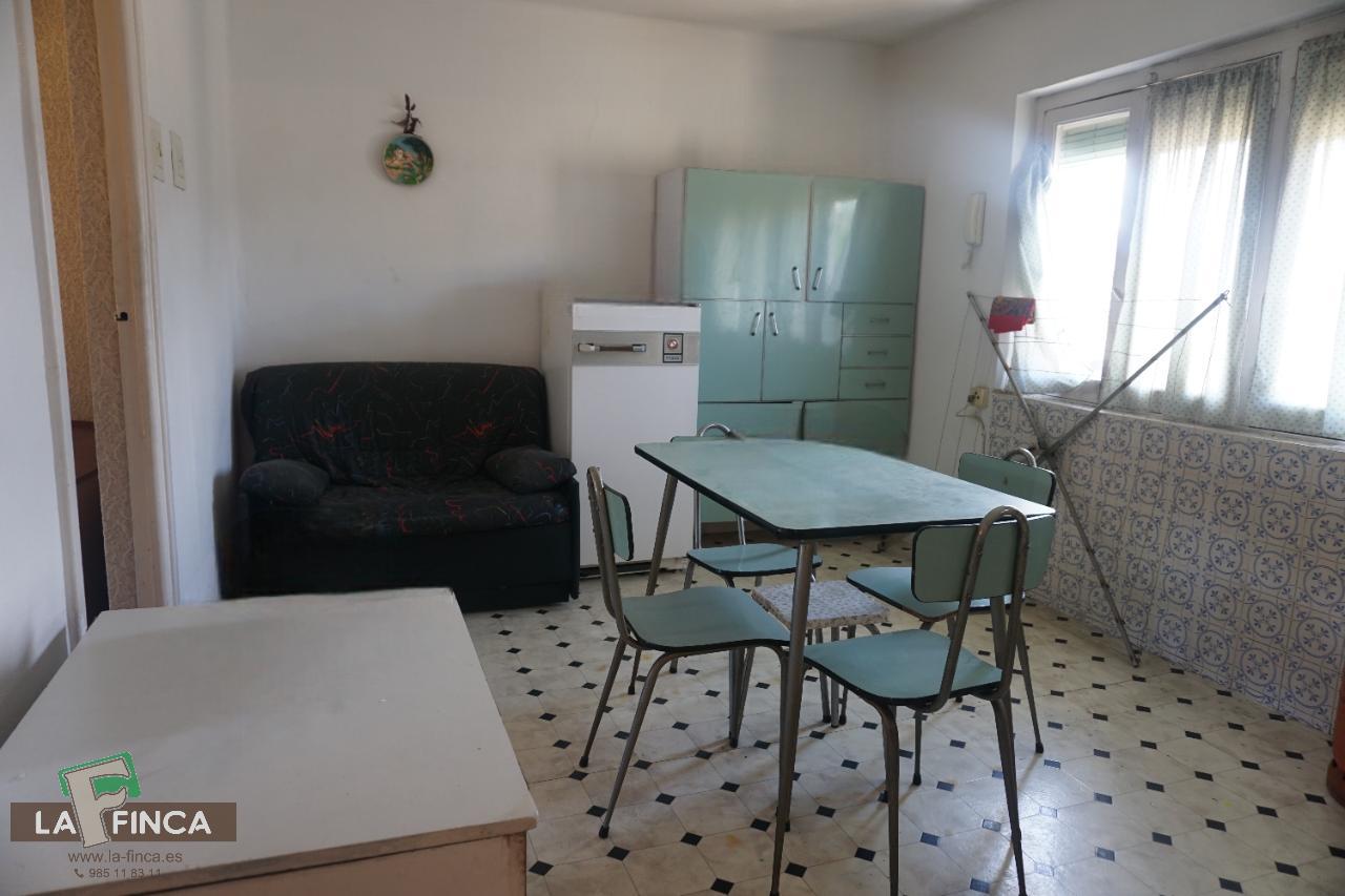 For sale of flat in Oviedo