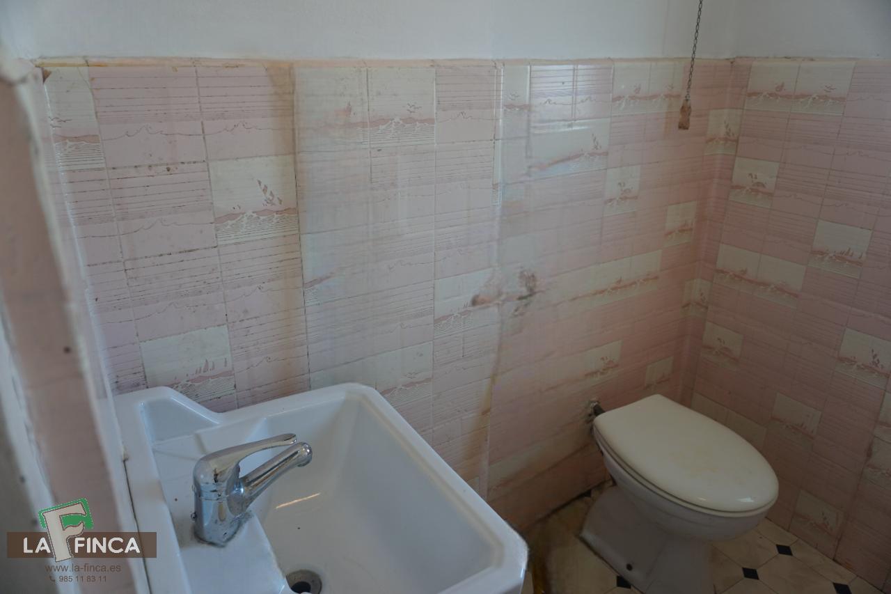 For sale of flat in Oviedo