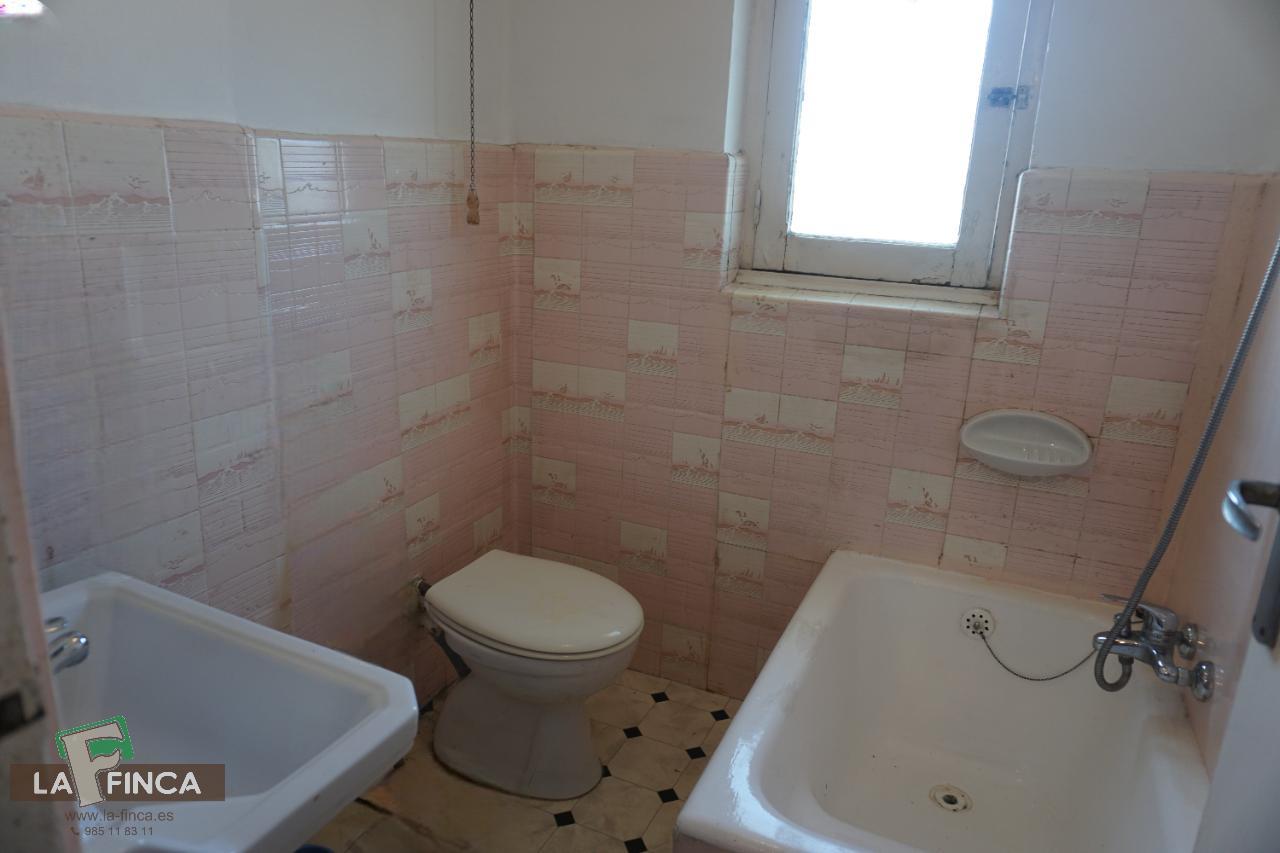 For sale of flat in Oviedo