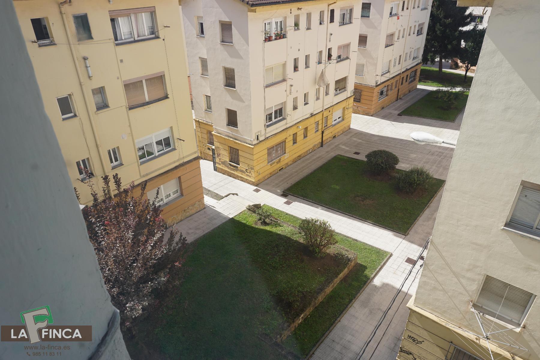 For sale of flat in Oviedo