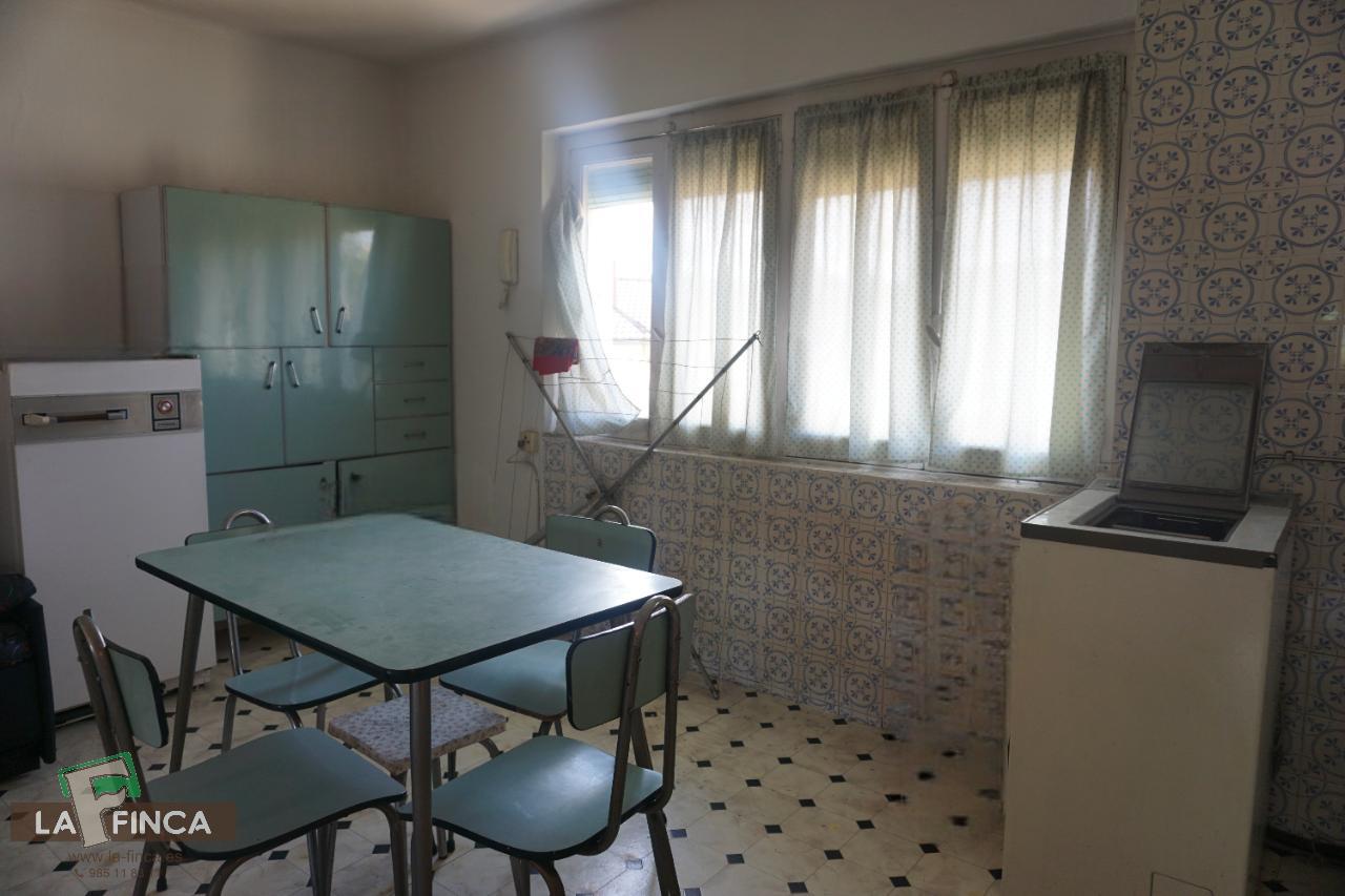 For sale of flat in Oviedo