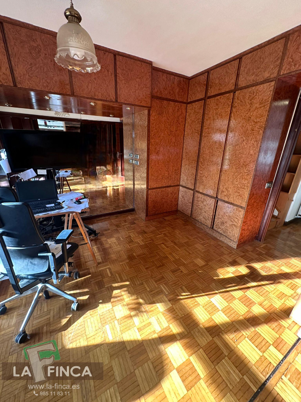 For sale of duplex in Oviedo