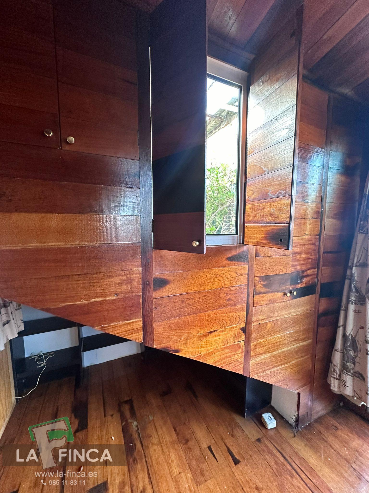 For sale of duplex in Oviedo