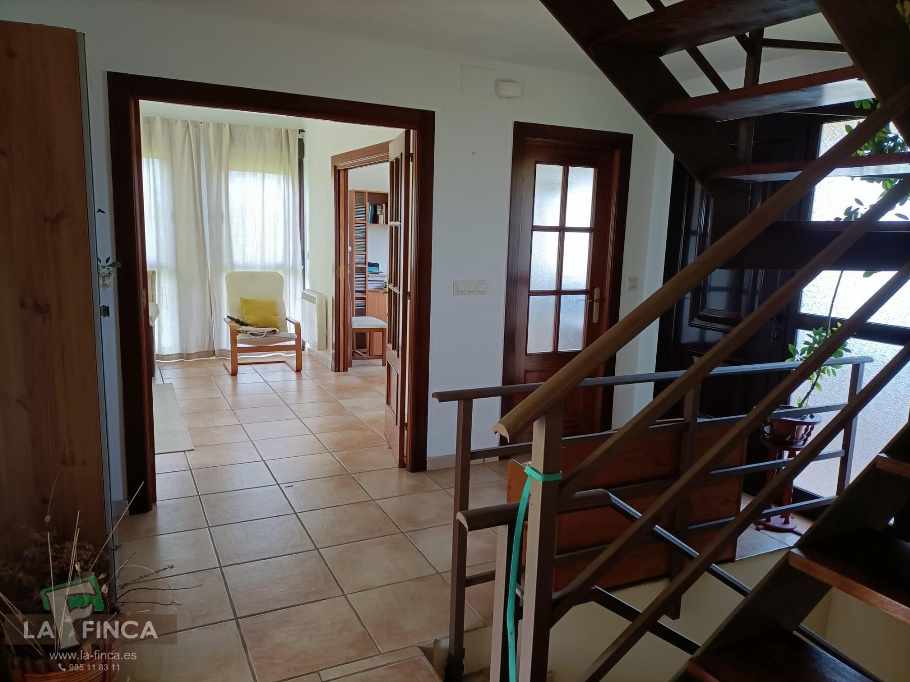 Venta de chalet en Oviedo