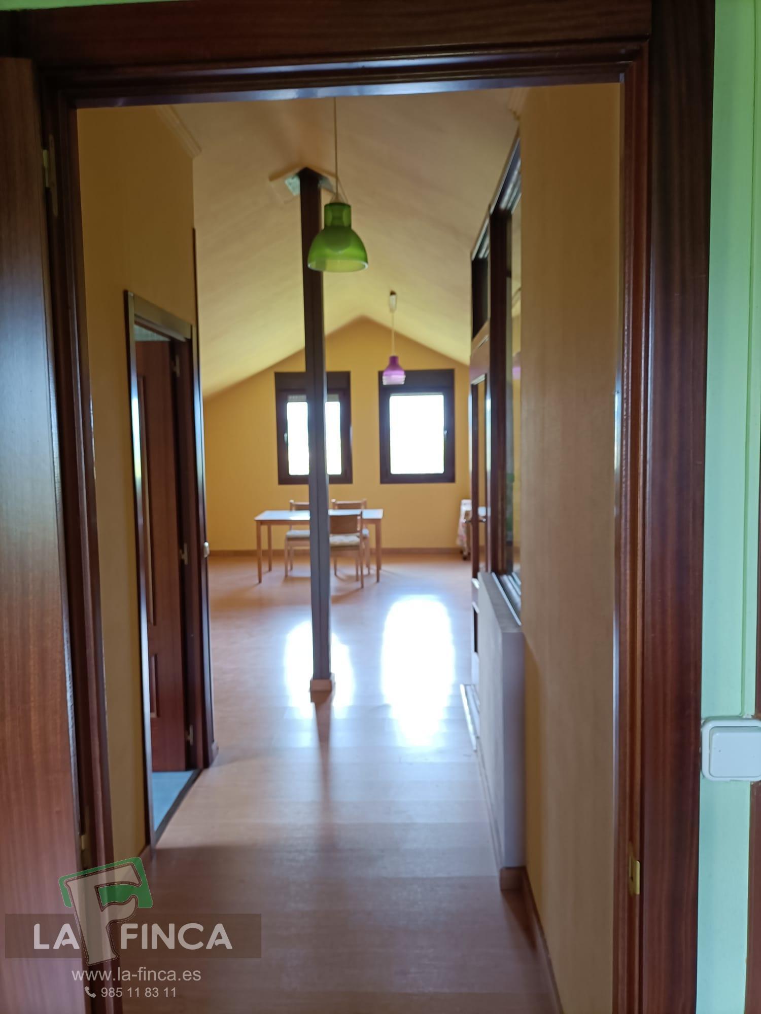 Venta de chalet en Oviedo