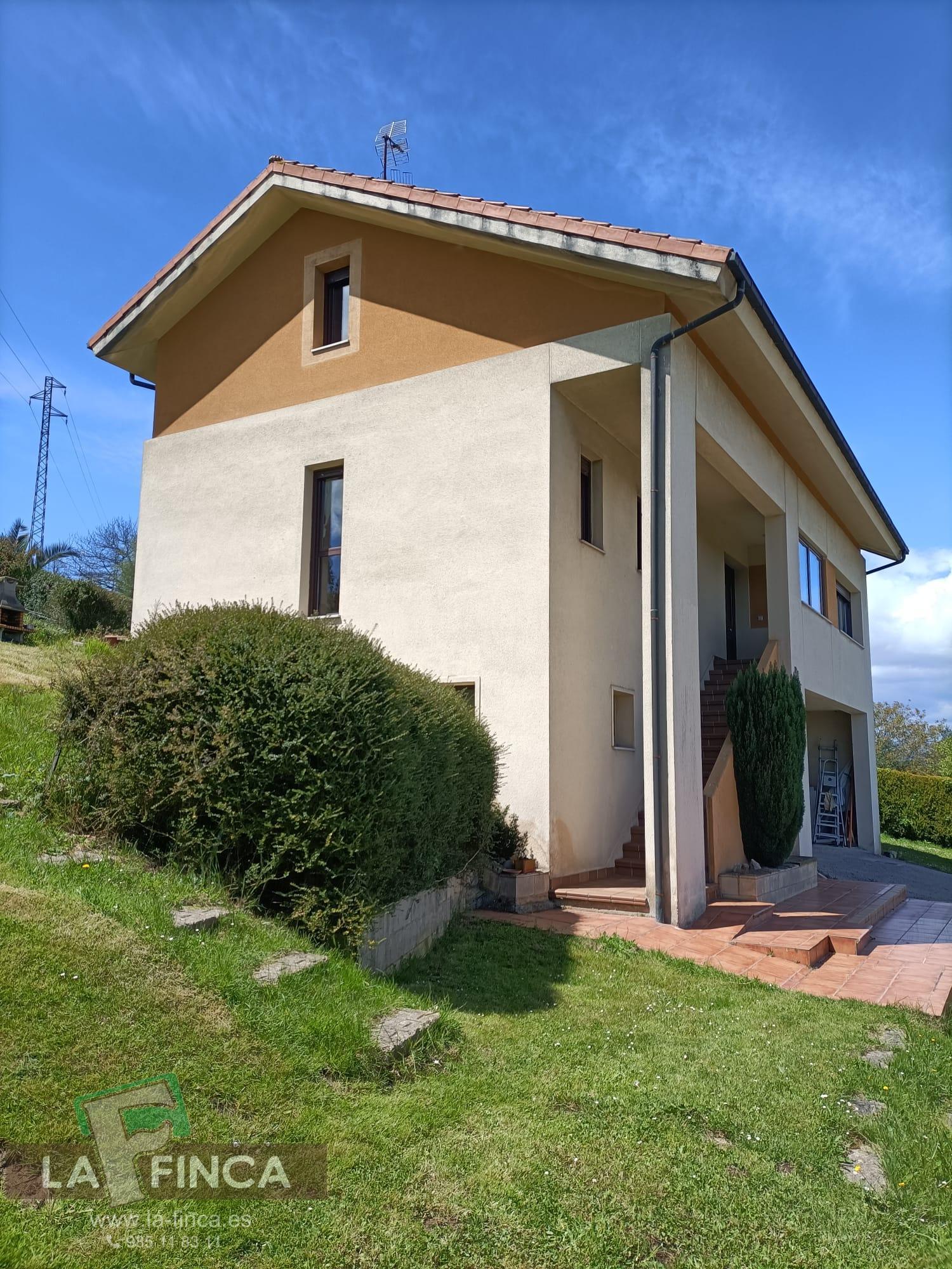 Venta de chalet en Oviedo