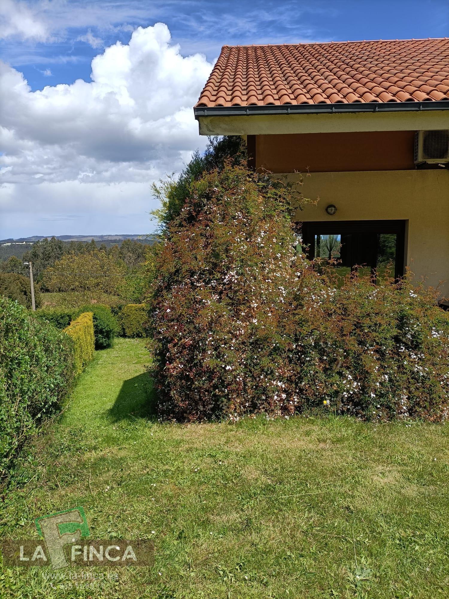 Venta de chalet en Oviedo