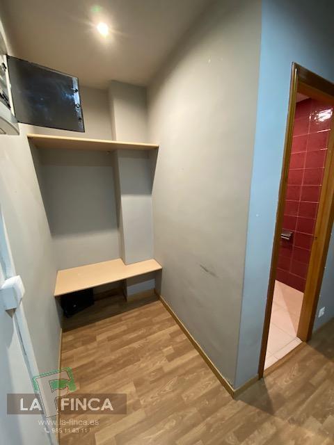 For sale of premises in Oviedo