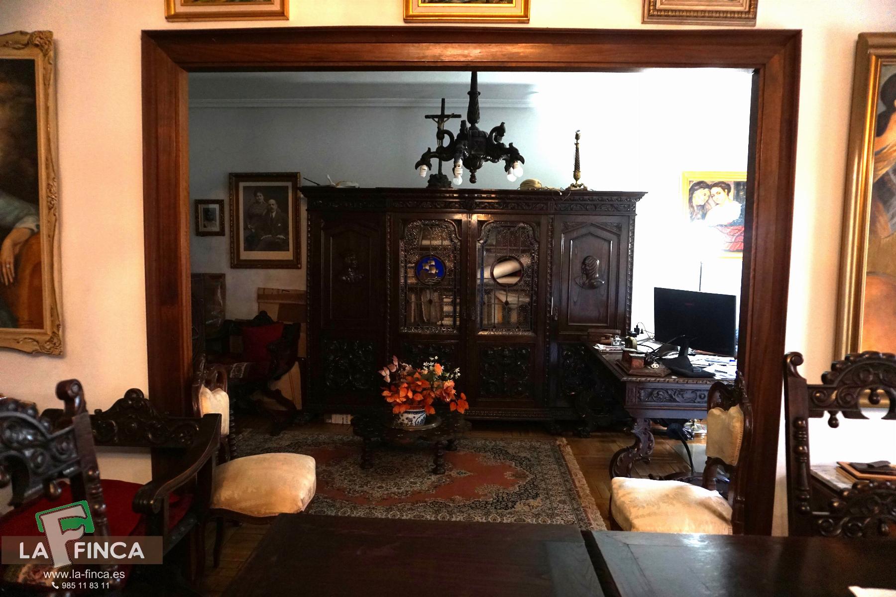 For sale of flat in Oviedo