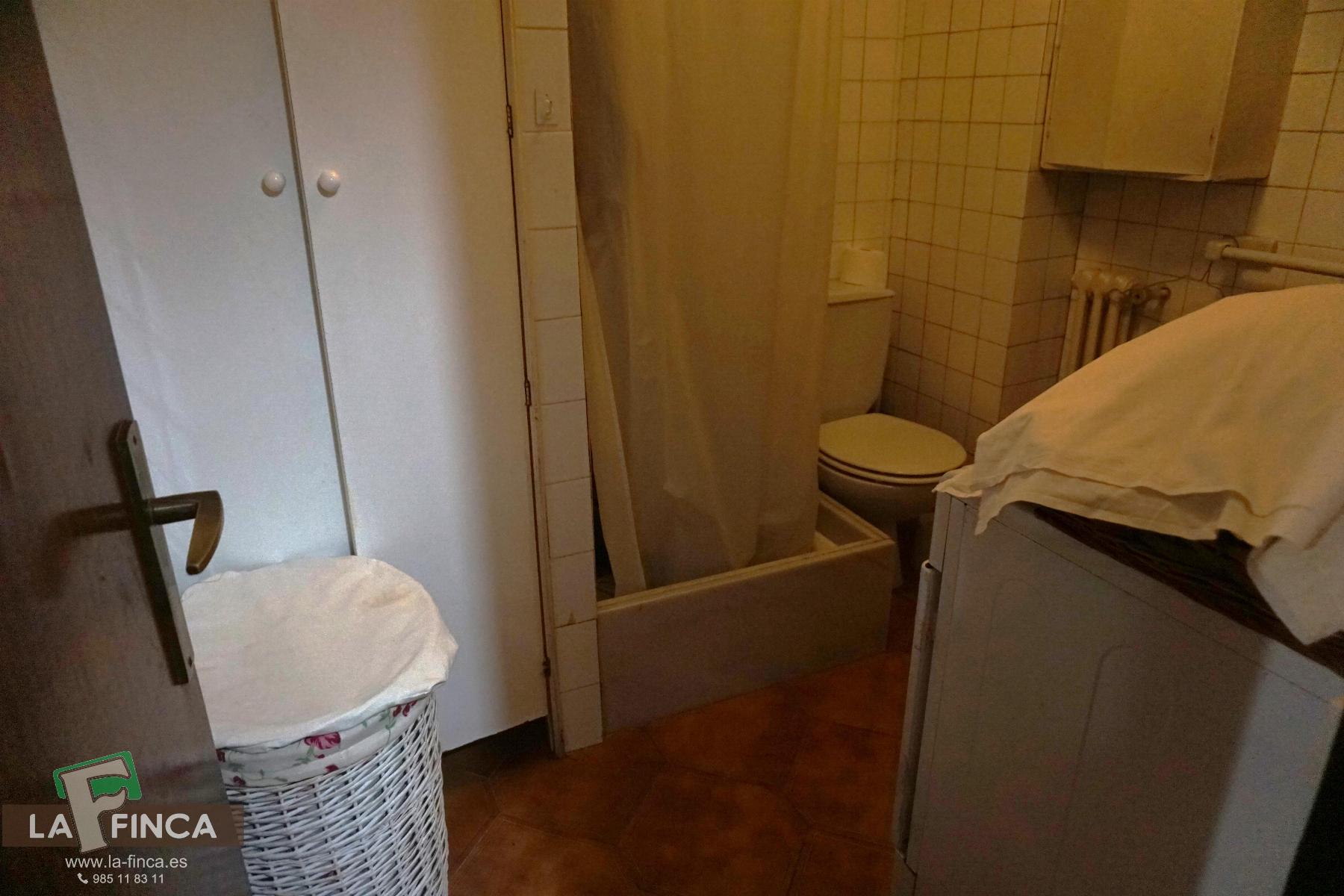 For sale of flat in Oviedo