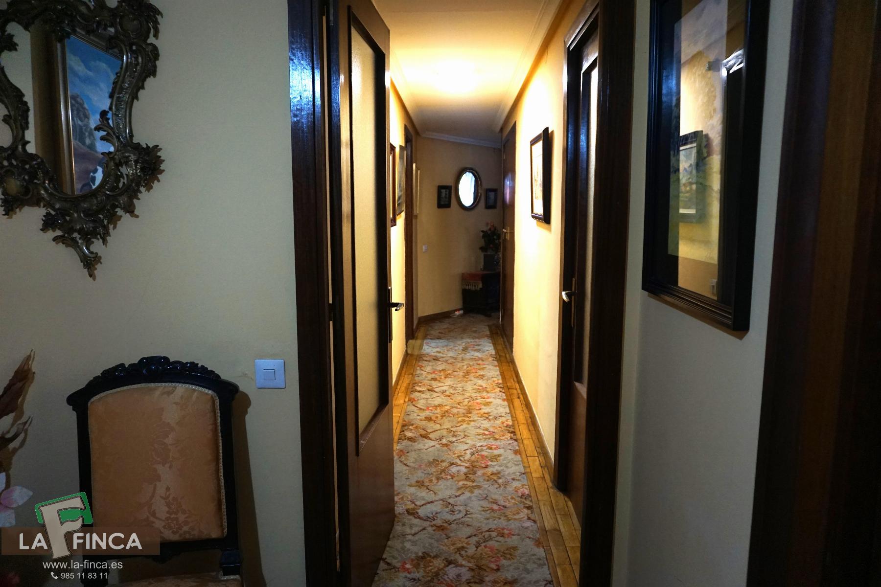 For sale of flat in Oviedo