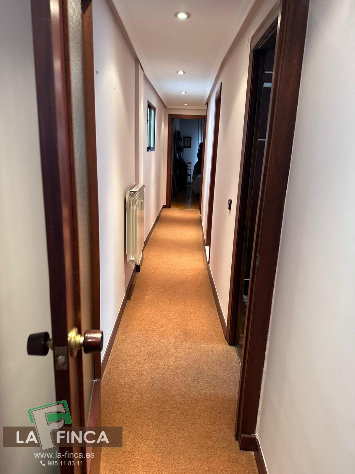 For sale of flat in Oviedo