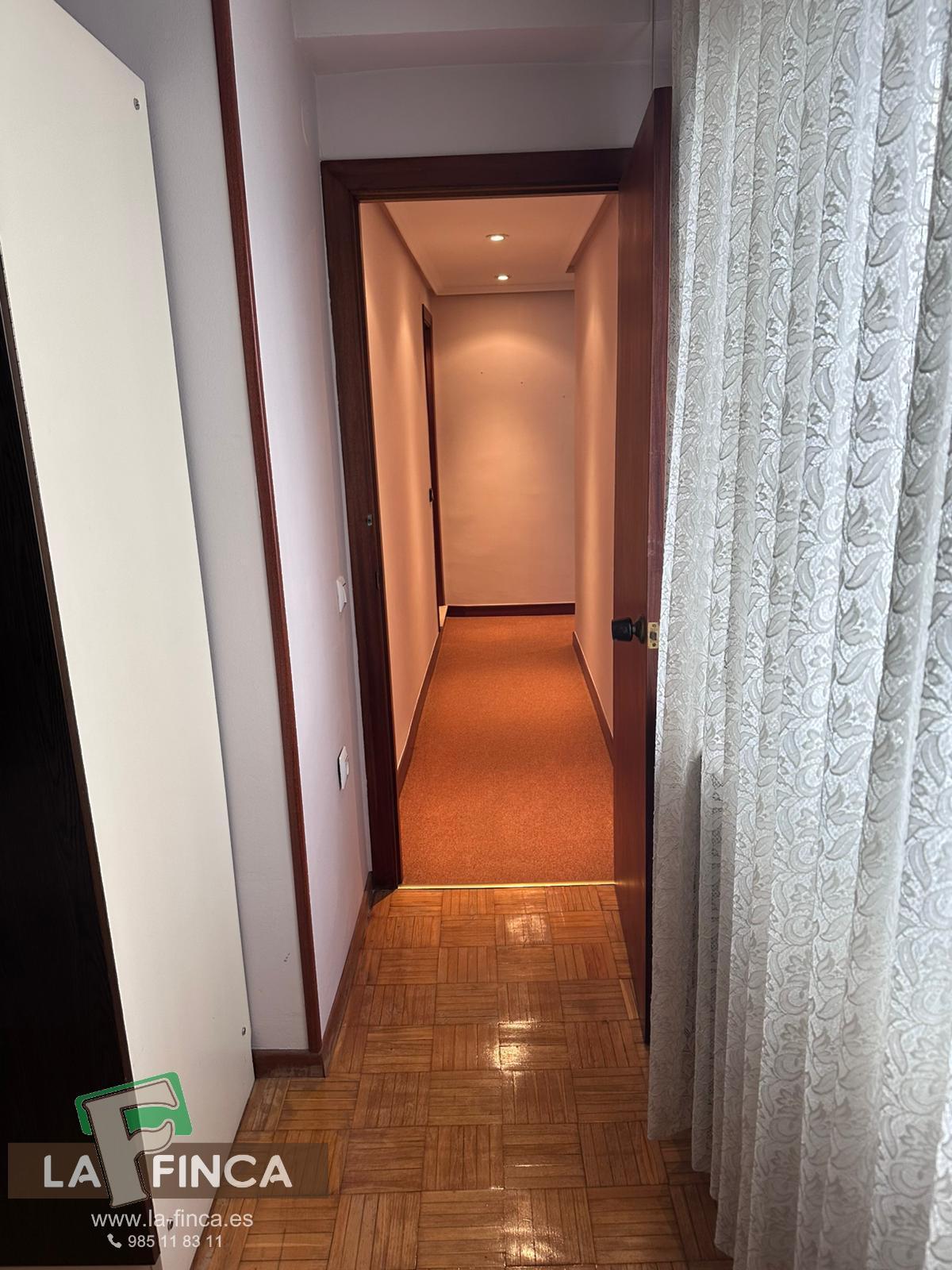 For sale of flat in Oviedo