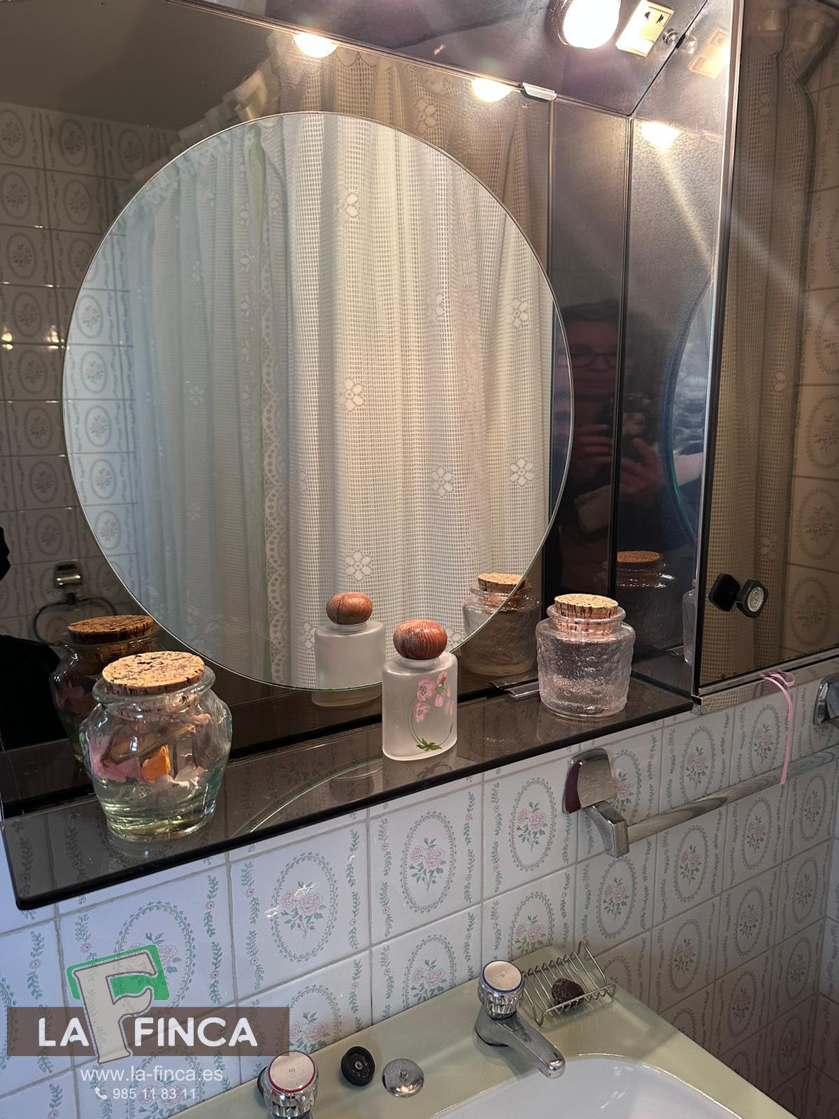 For sale of flat in Oviedo