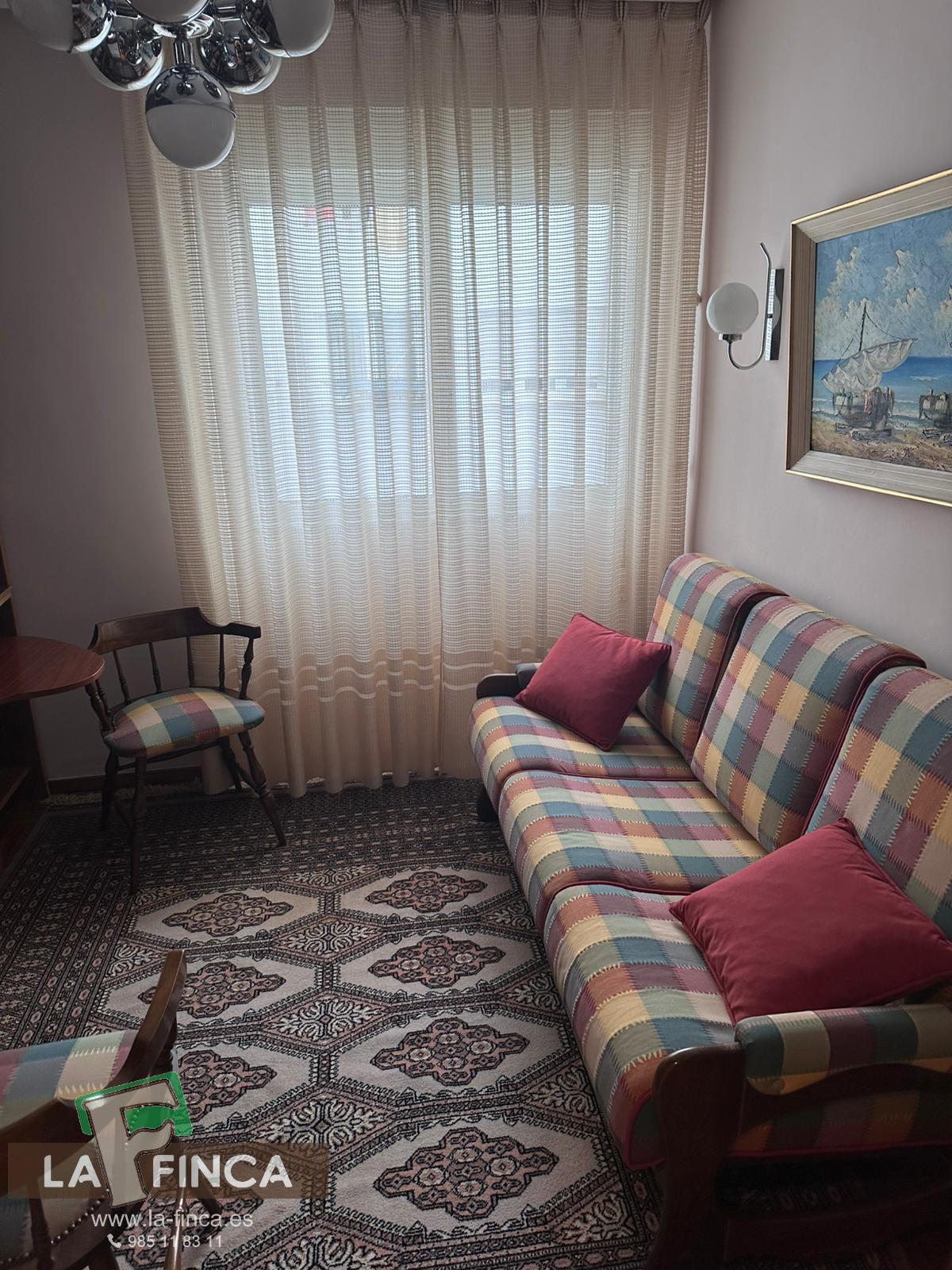 For sale of flat in Oviedo