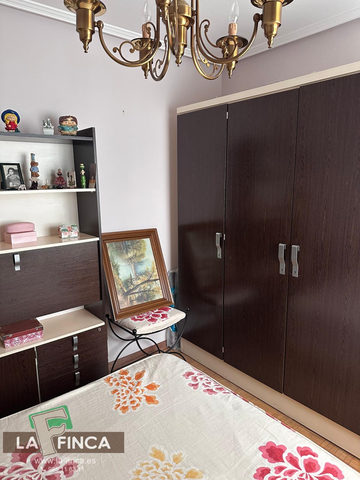 For sale of flat in Oviedo