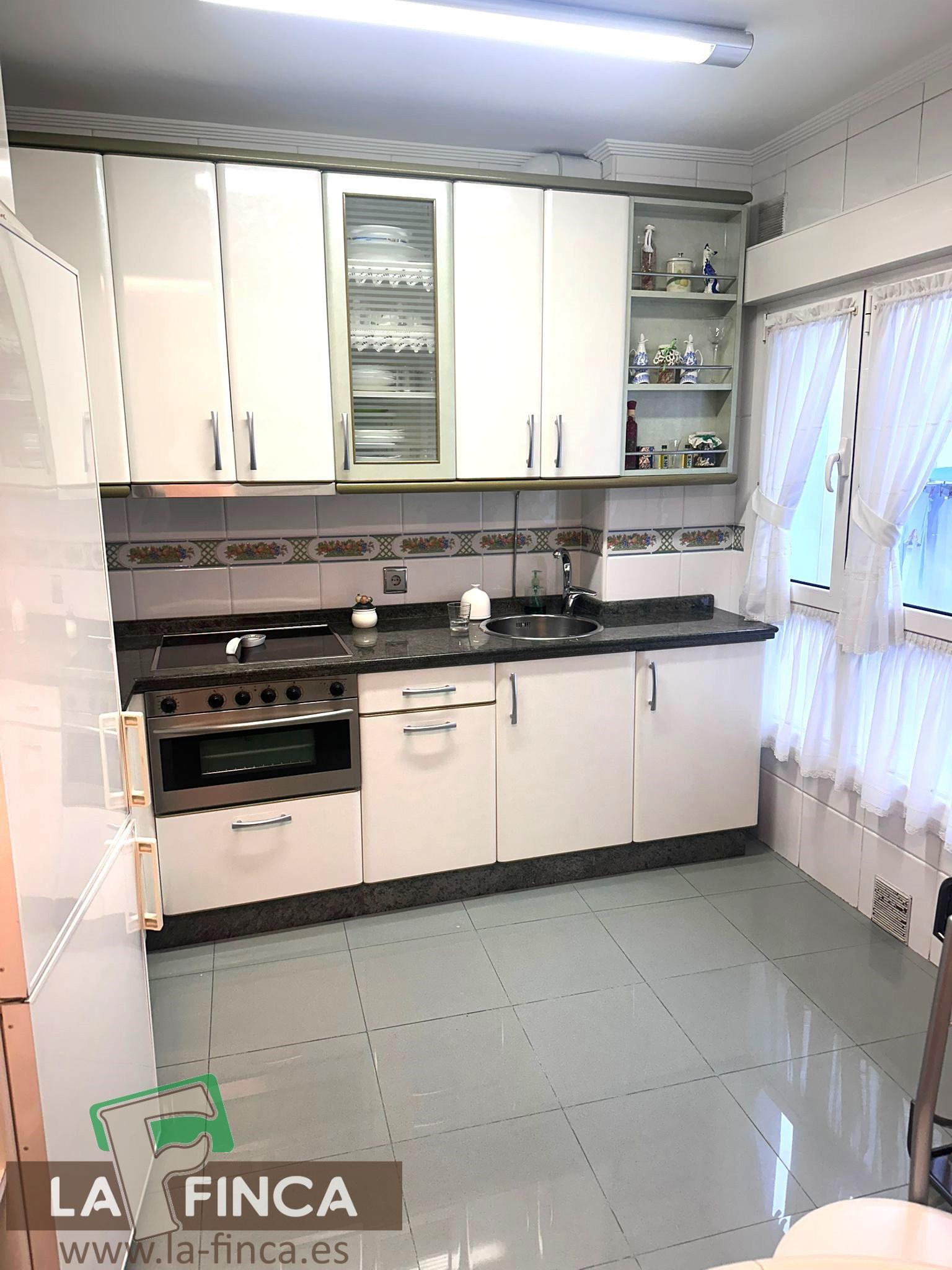 For sale of flat in Oviedo