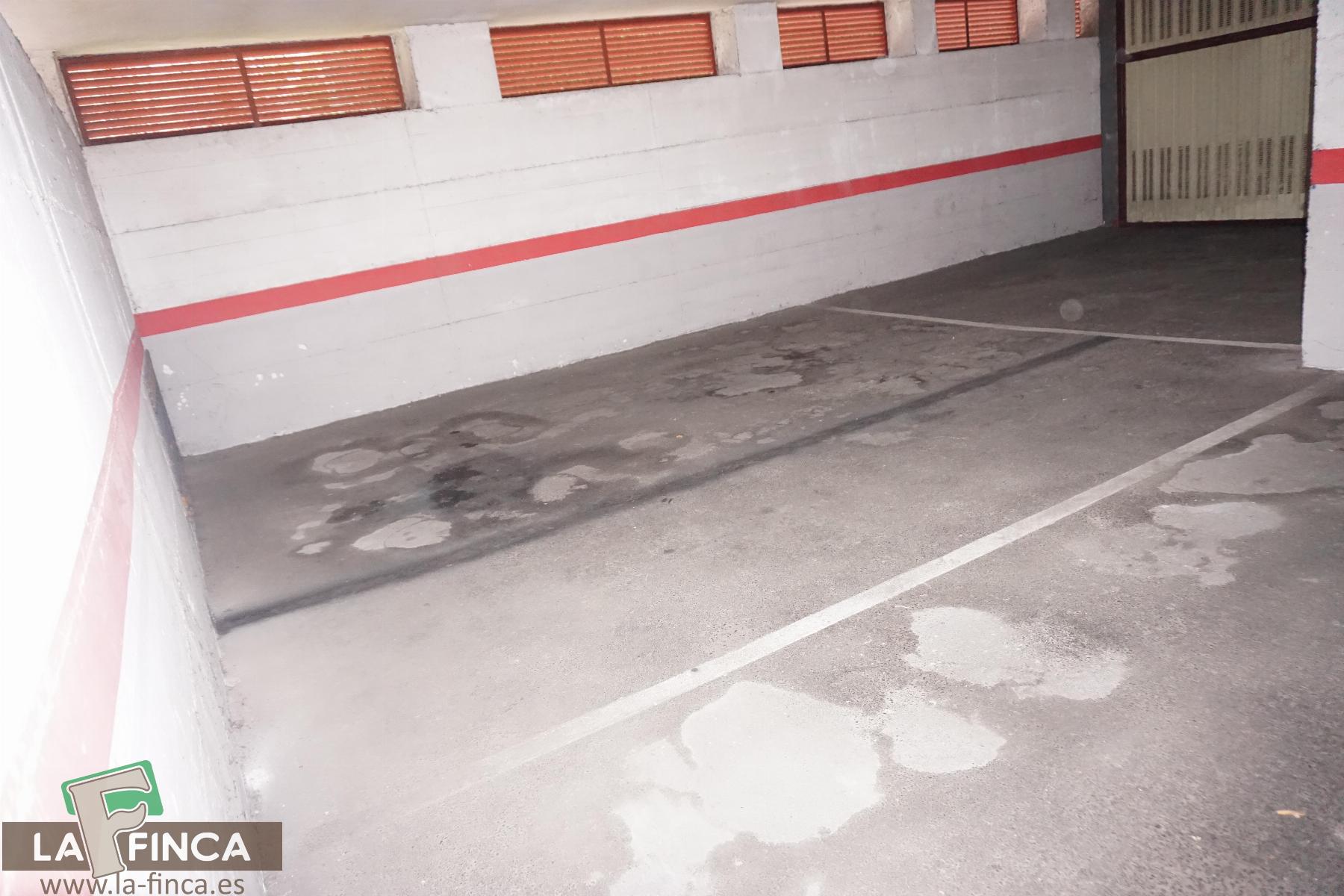 For sale of garage in Oviedo