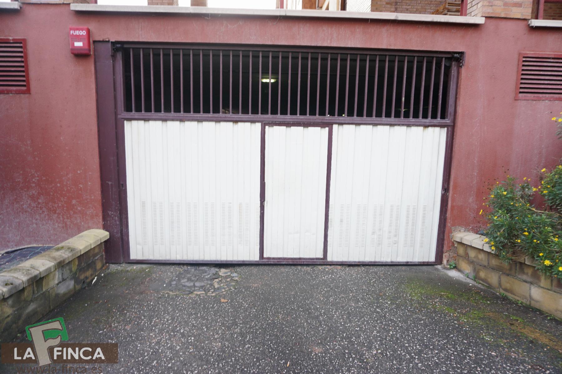 For sale of garage in Oviedo