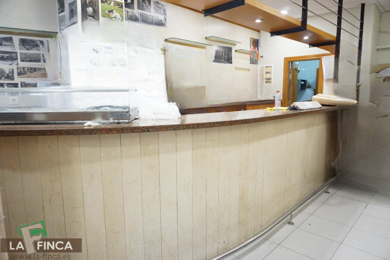 For sale of premises in Oviedo