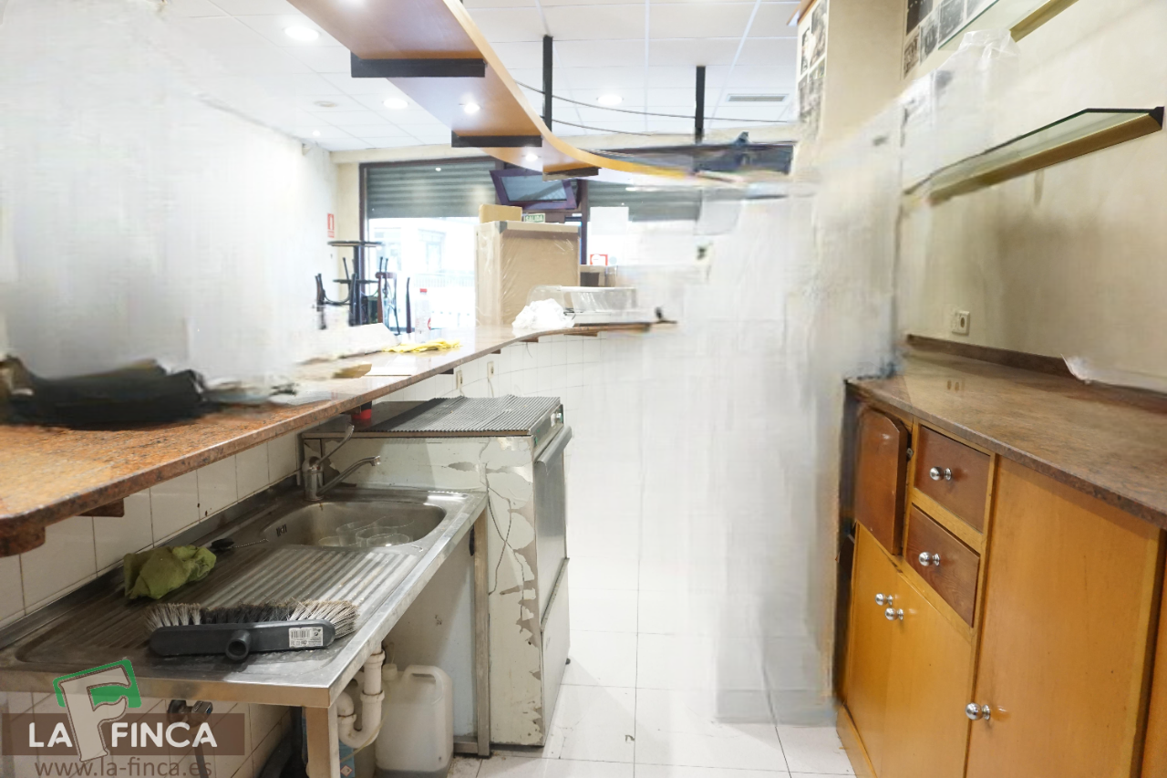 For sale of premises in Oviedo