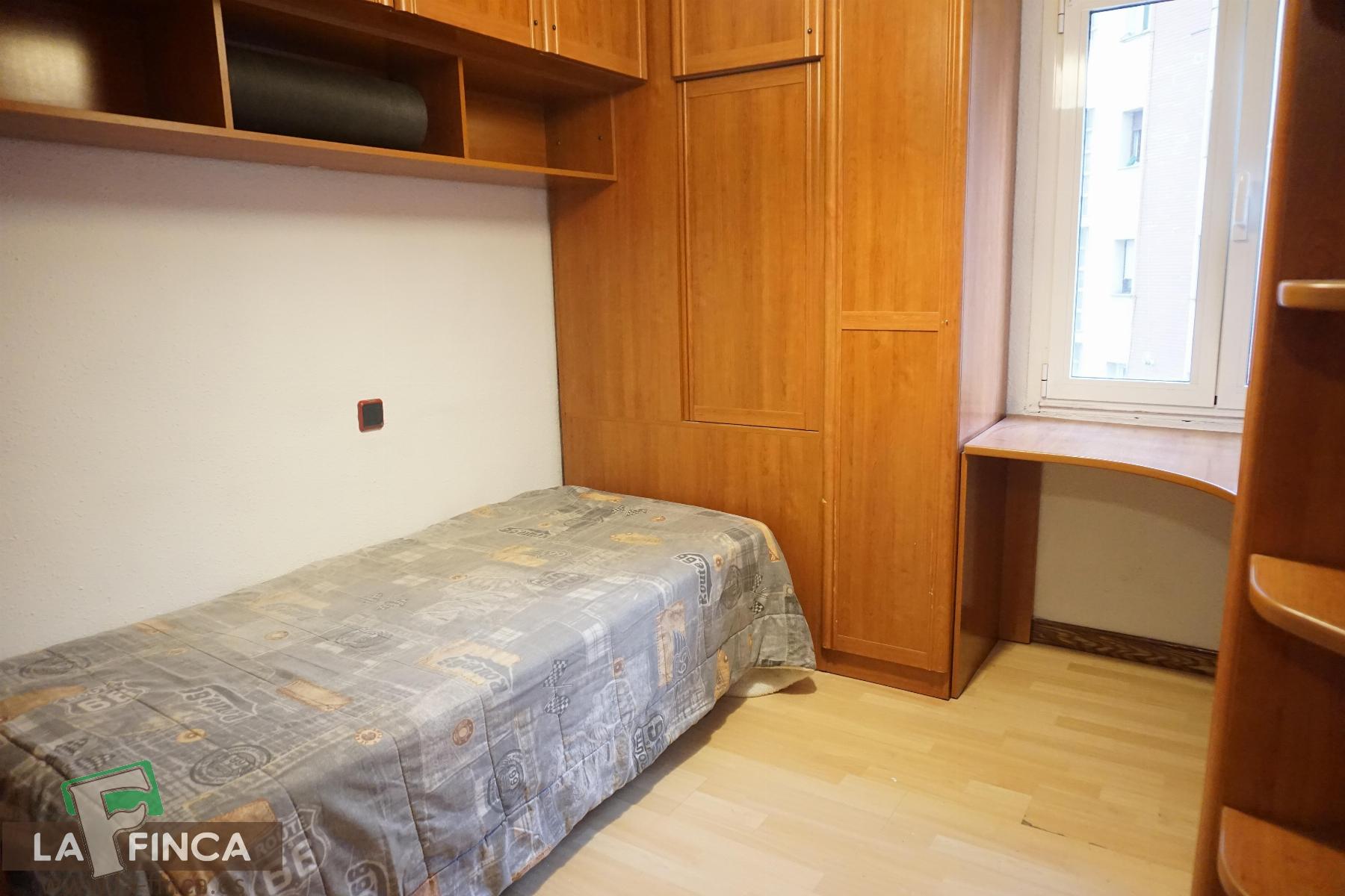 For sale of flat in Oviedo