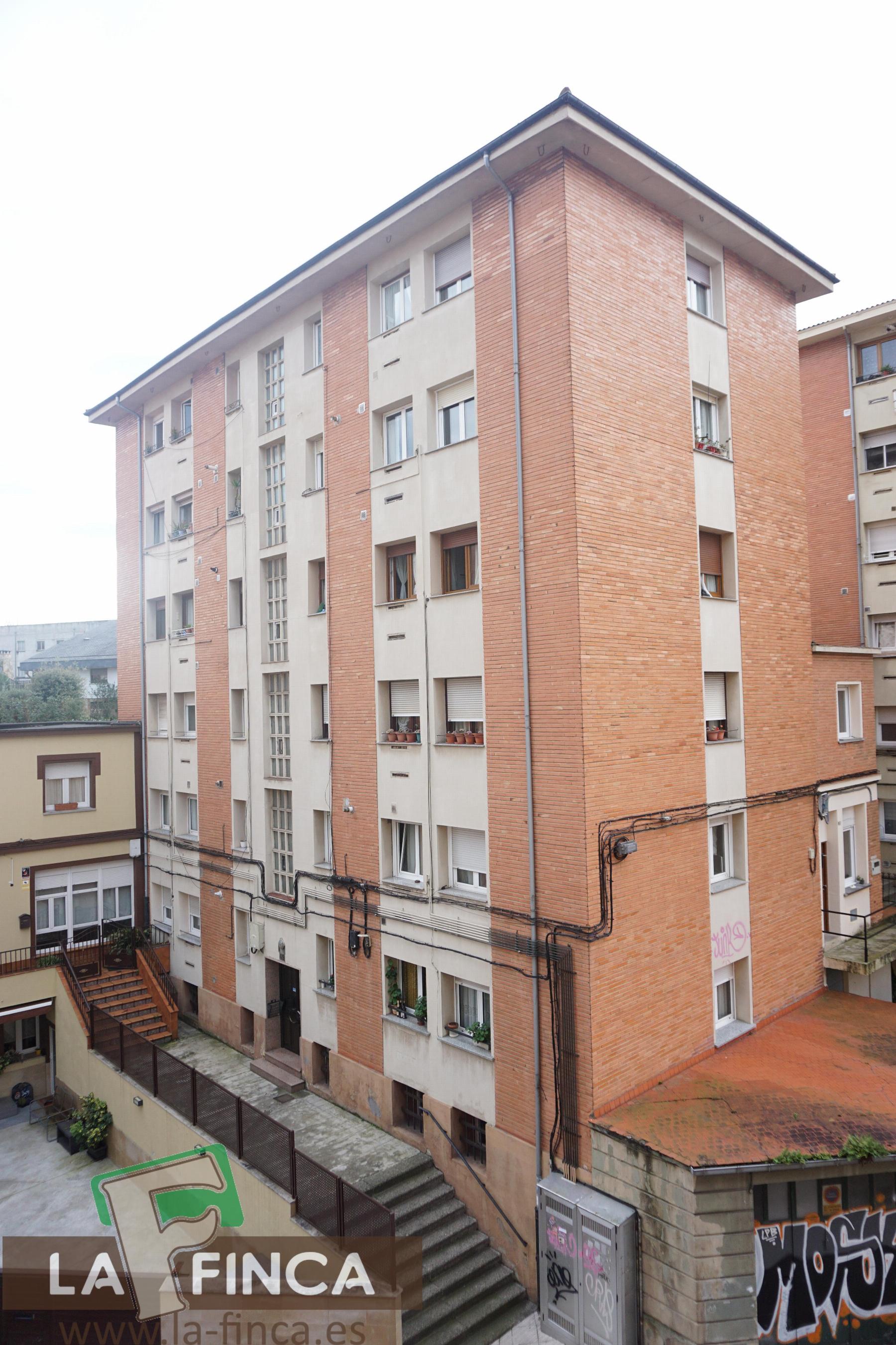 For sale of flat in Oviedo