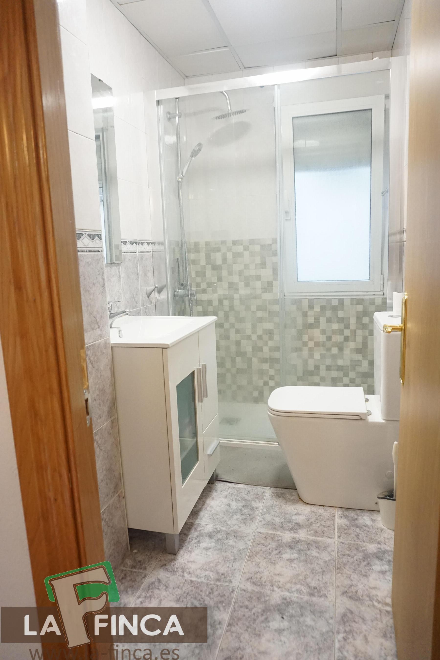 For sale of flat in Oviedo