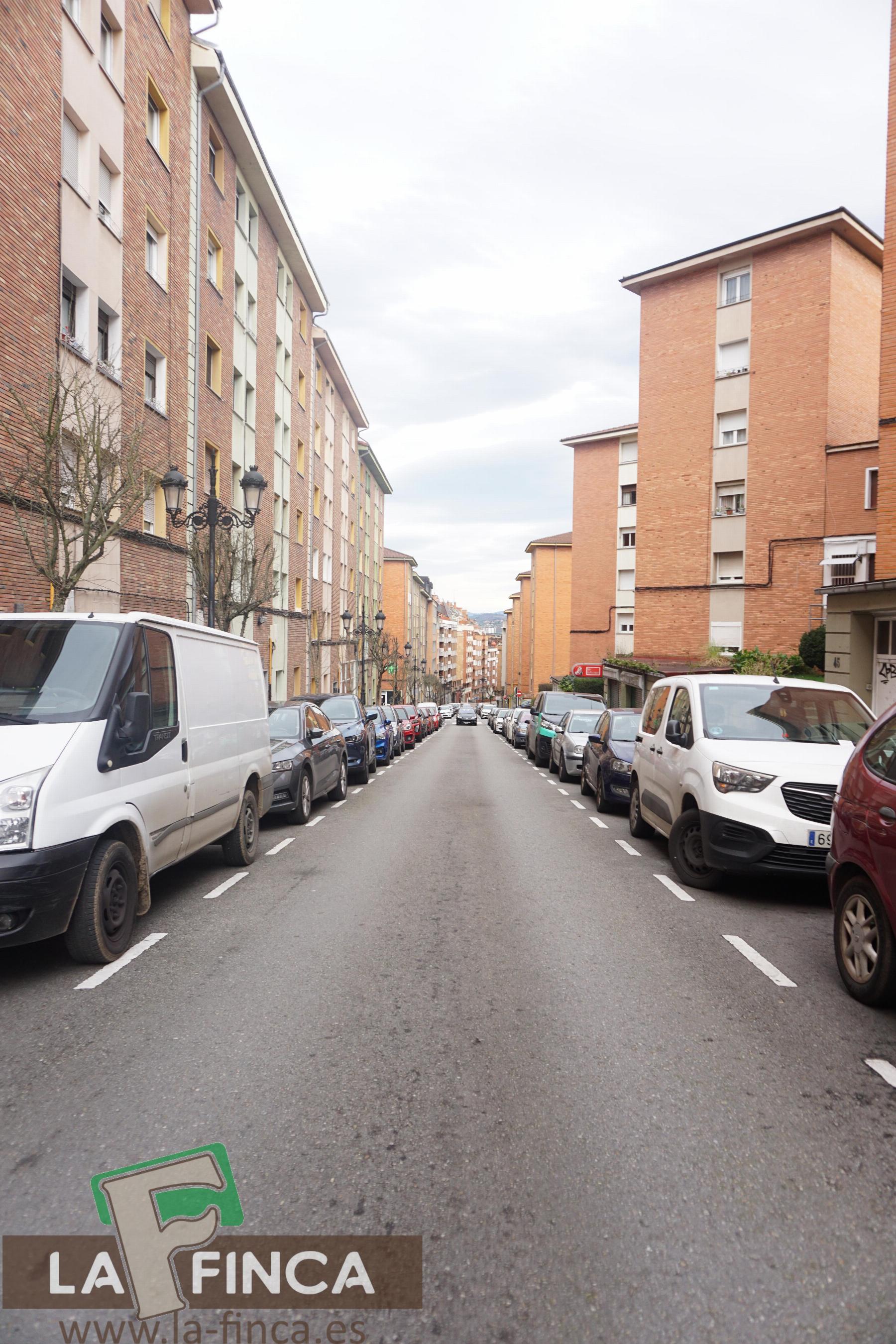 For sale of flat in Oviedo
